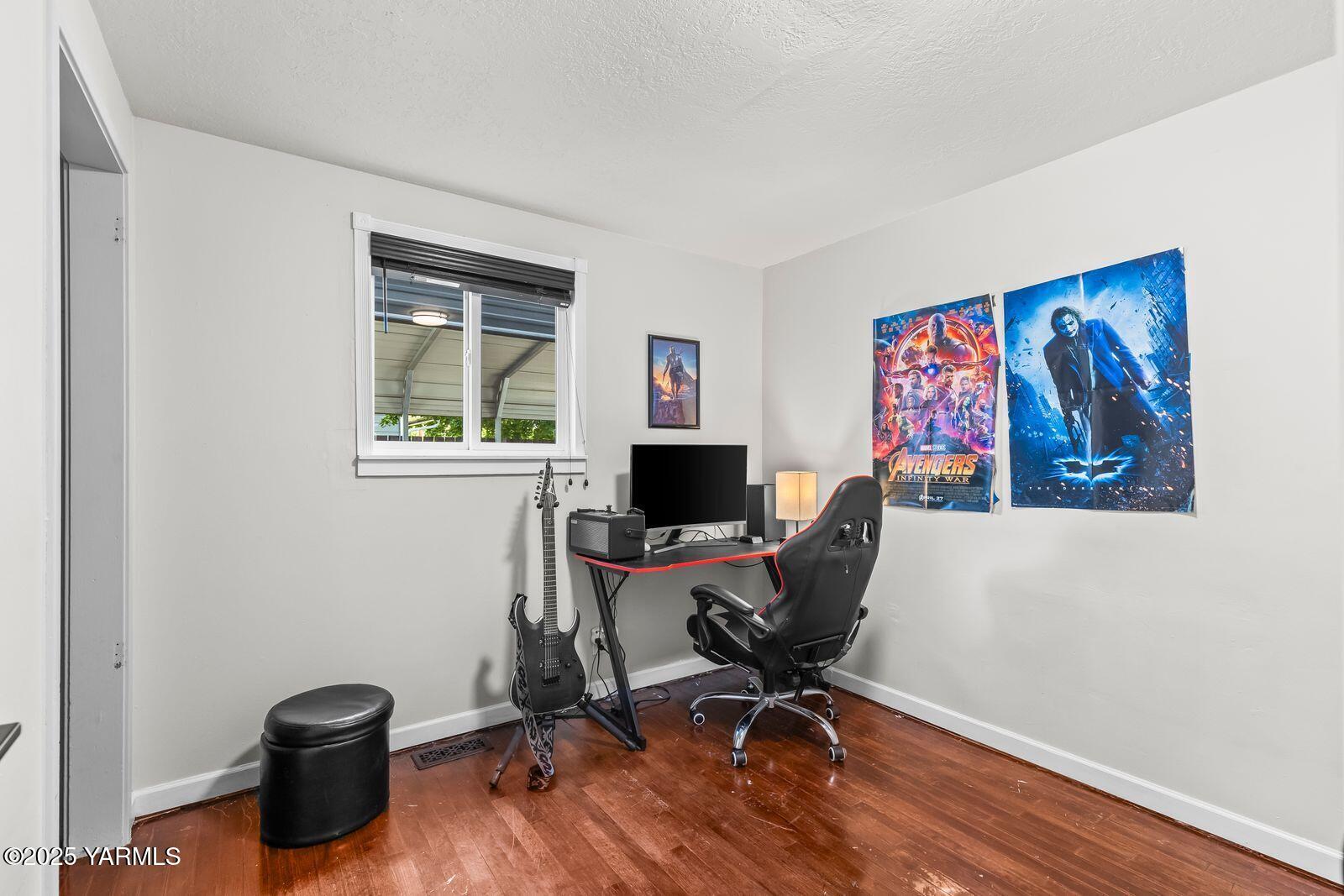 106 S 53rd Ave