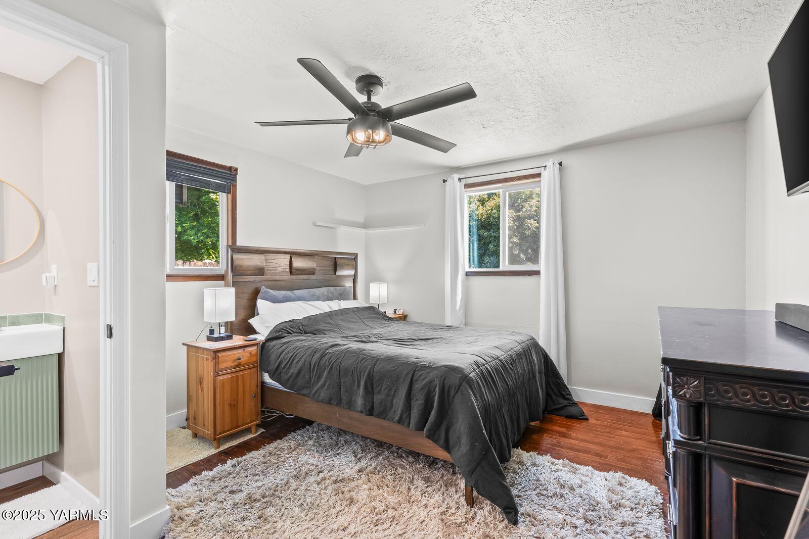 106 S 53rd Ave