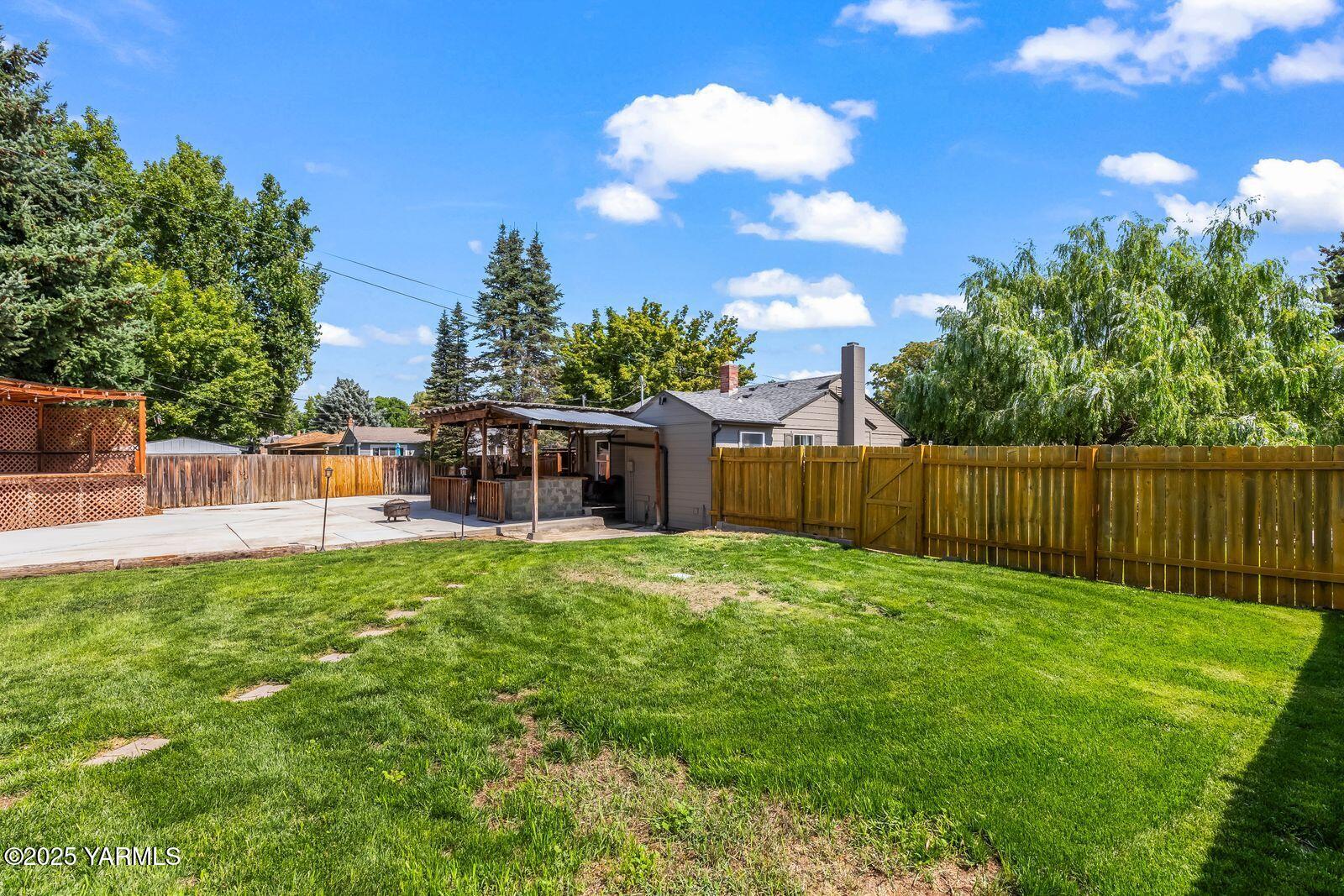 106 S 53rd Ave