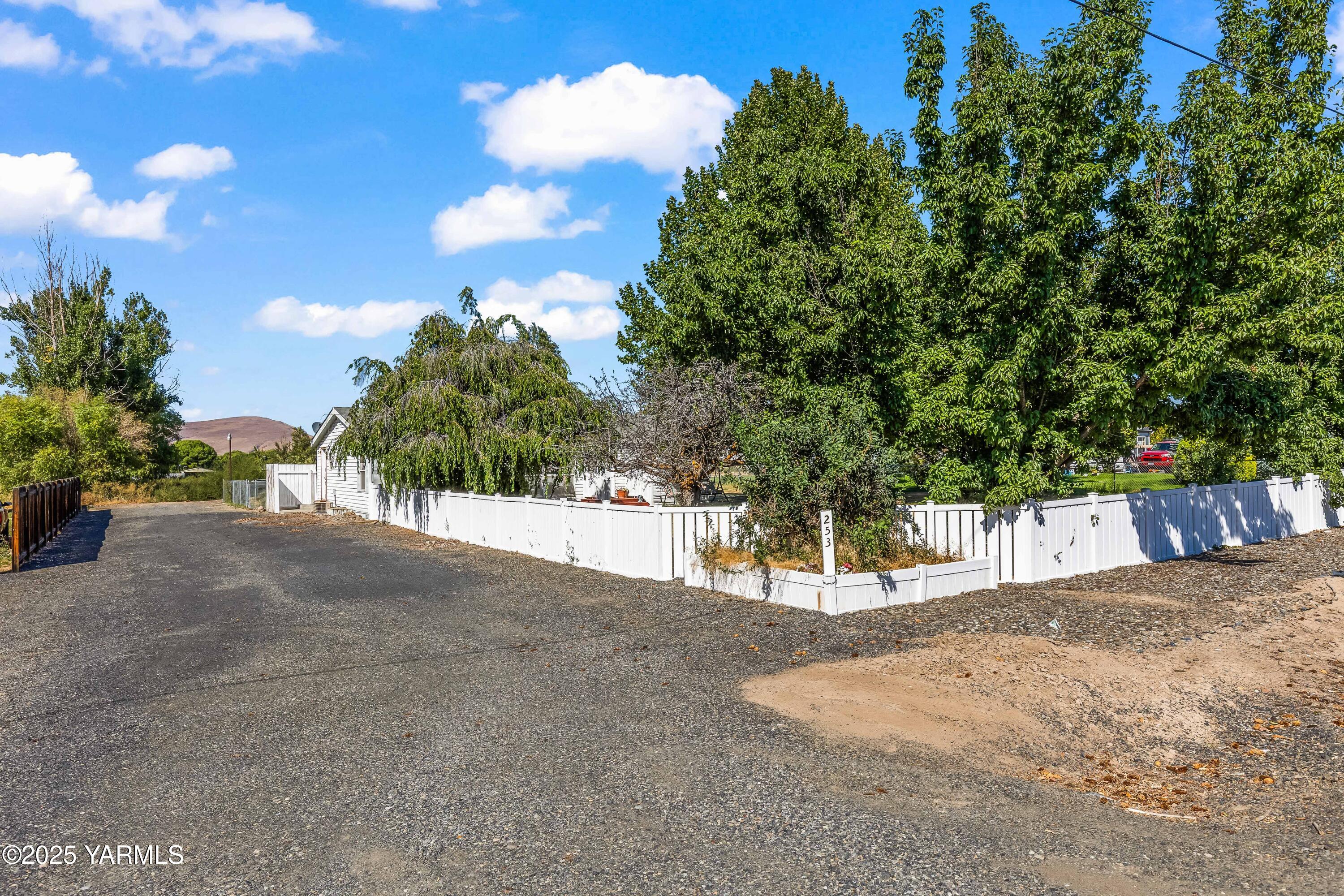 253 Wise Acre Rd