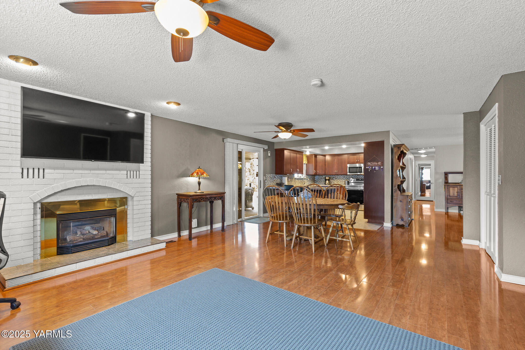 1304 Karr Ave
