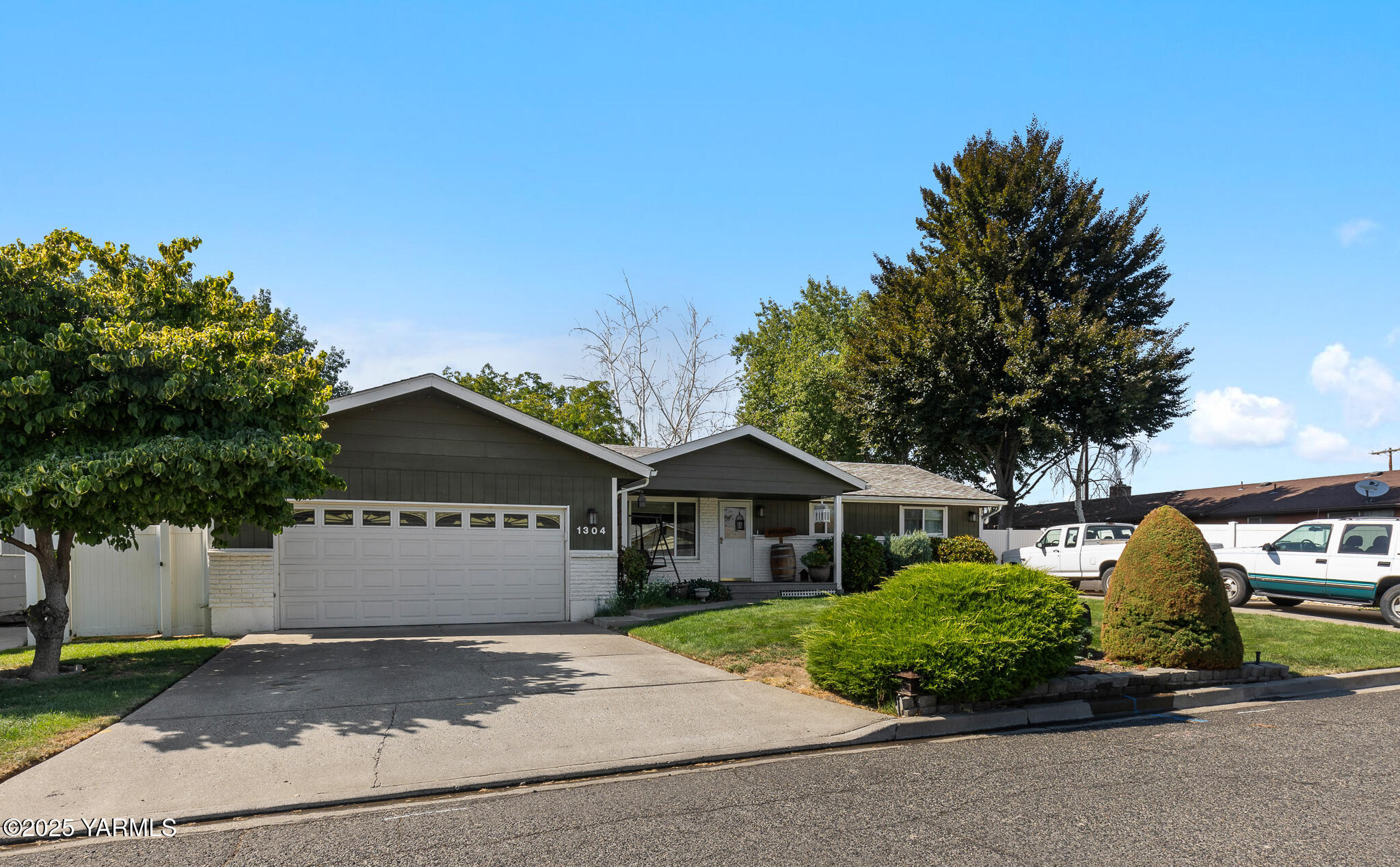 1304 Karr Ave
