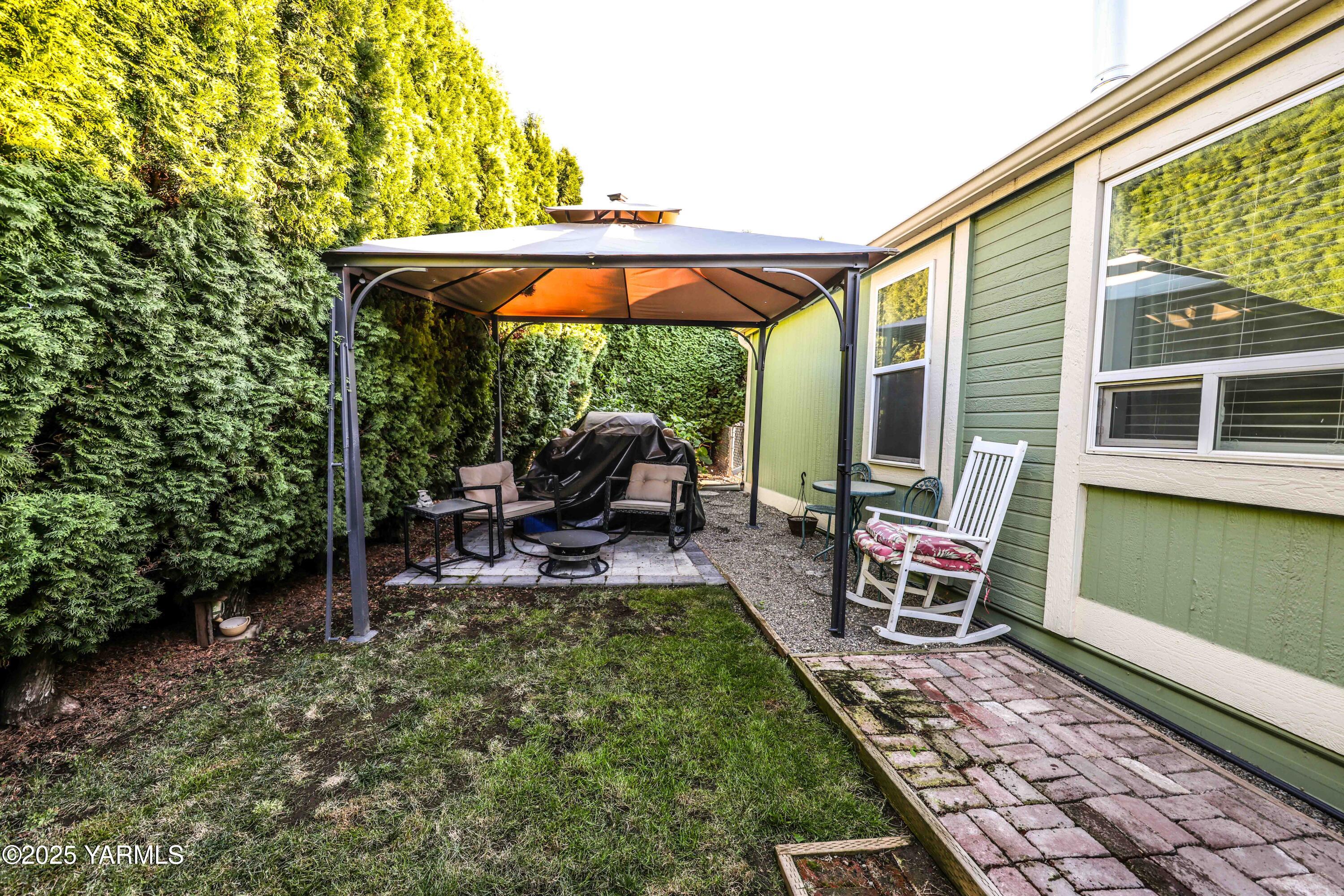 802 N 40th Ave Unit: 33