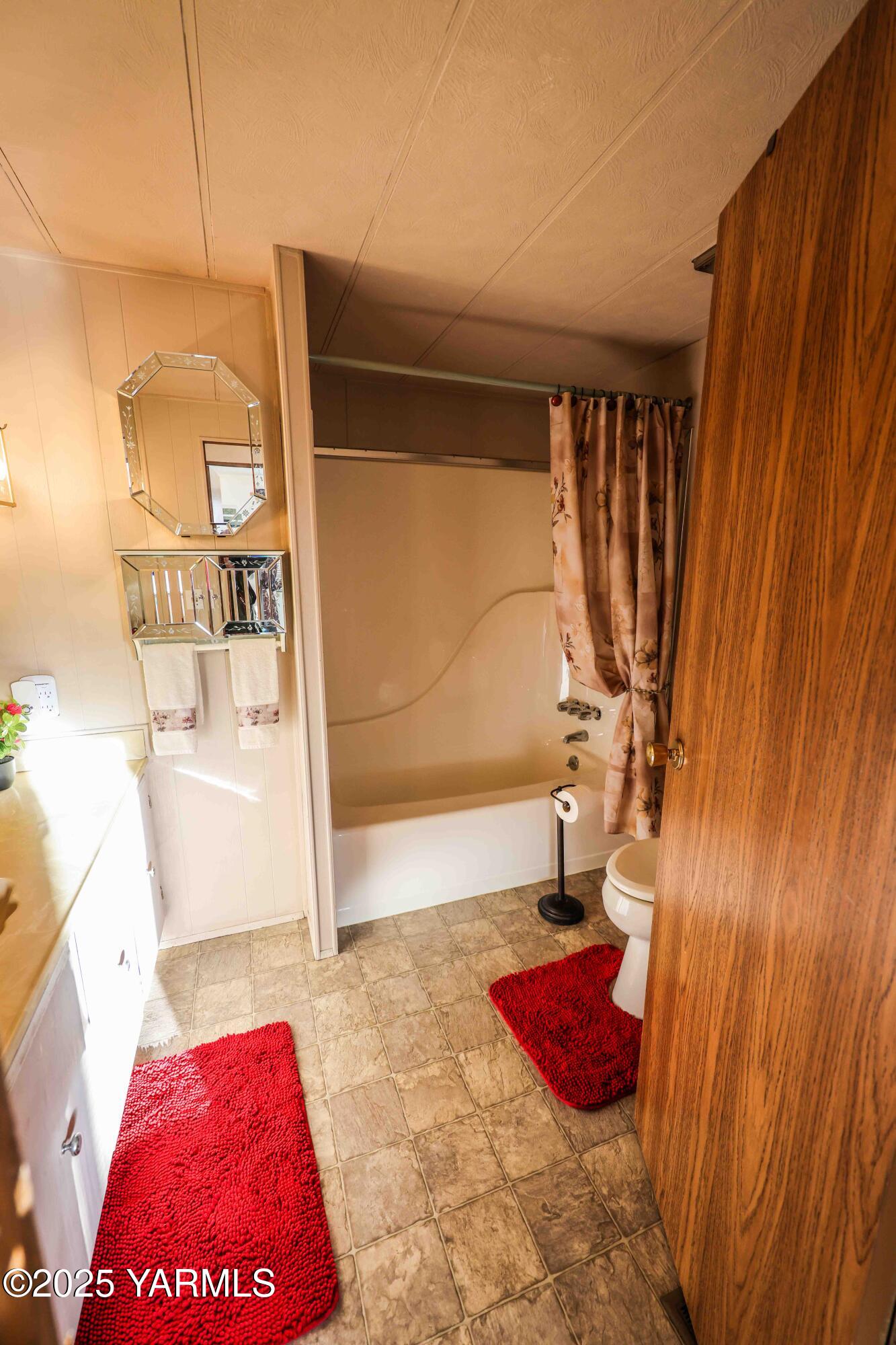 1011 N 34th Ave Unit: 19