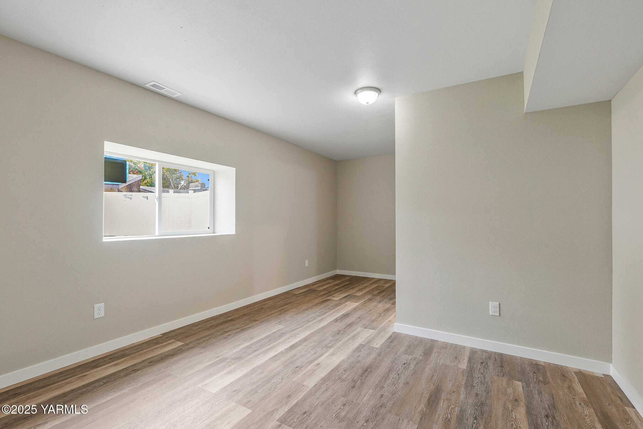 4408 Alpine Way