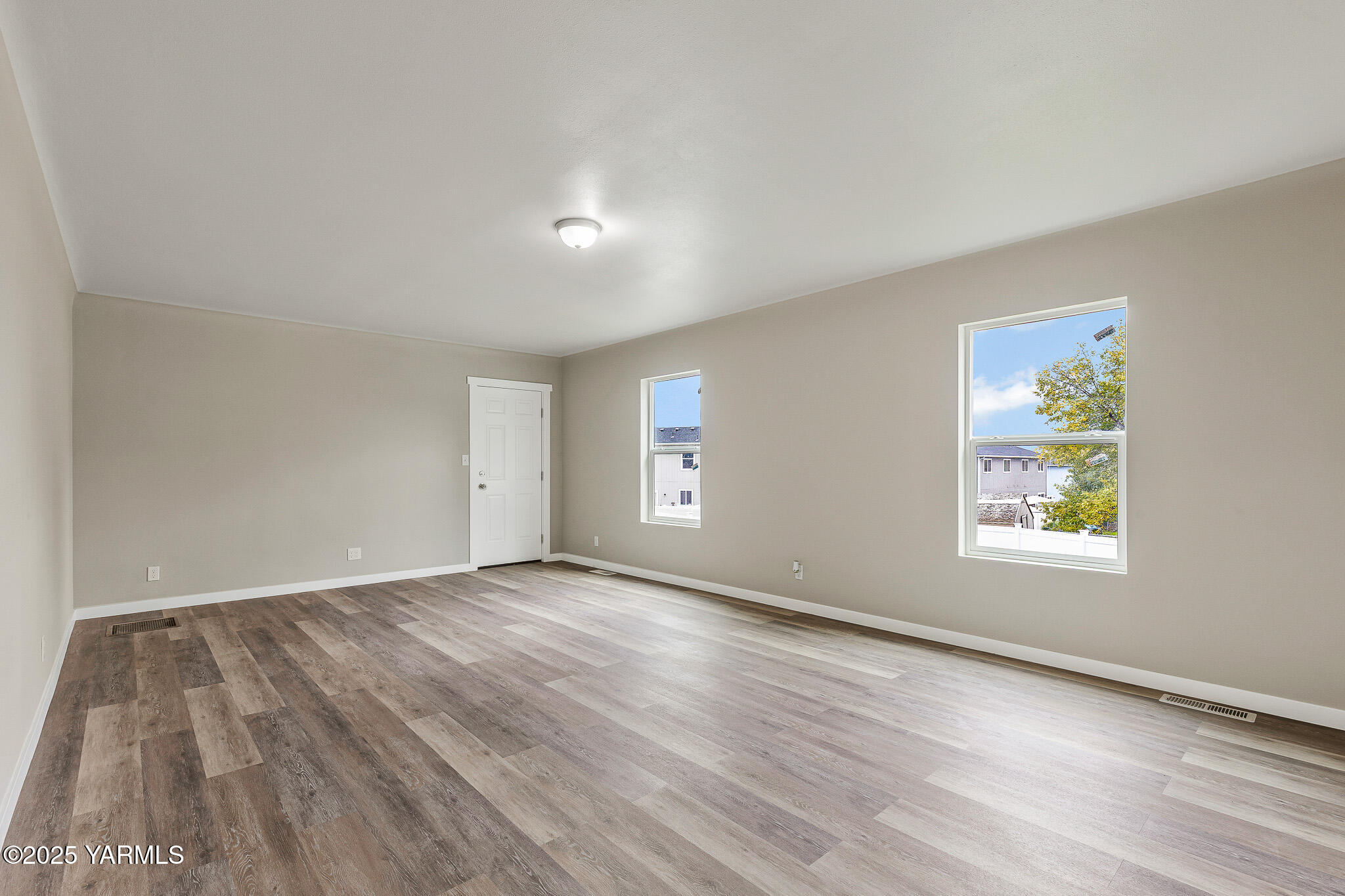 4408 Alpine Way