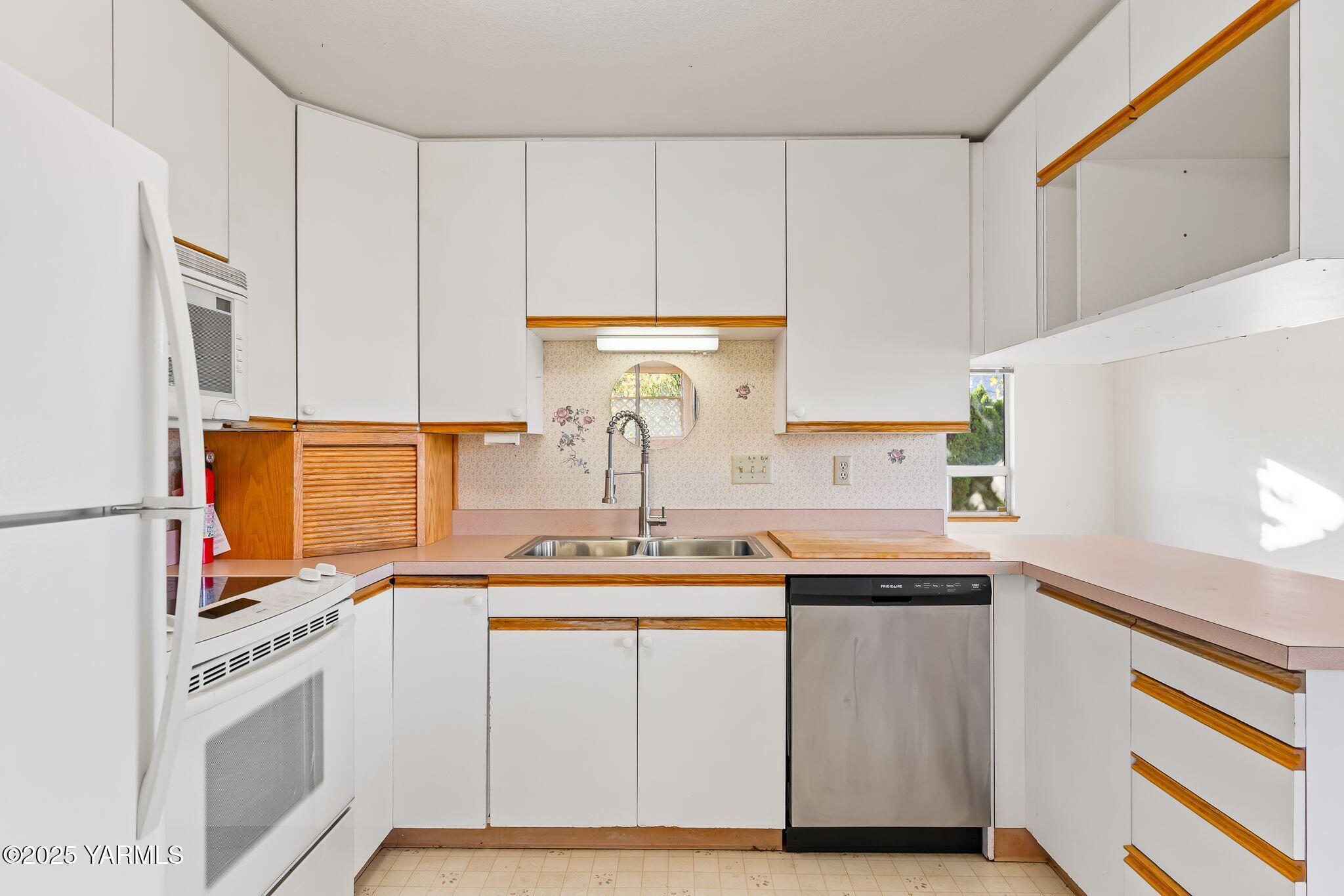 505 N 29th Pl