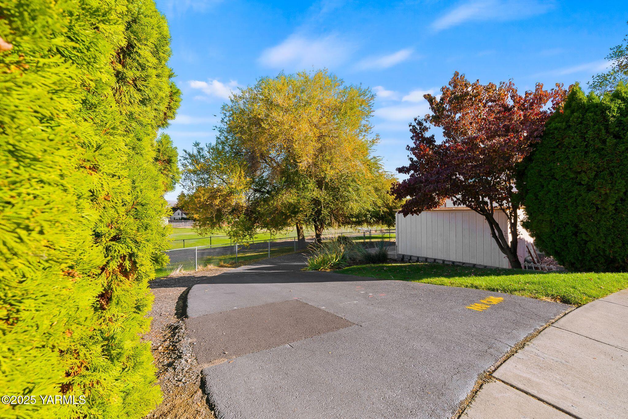 505 N 29th Pl