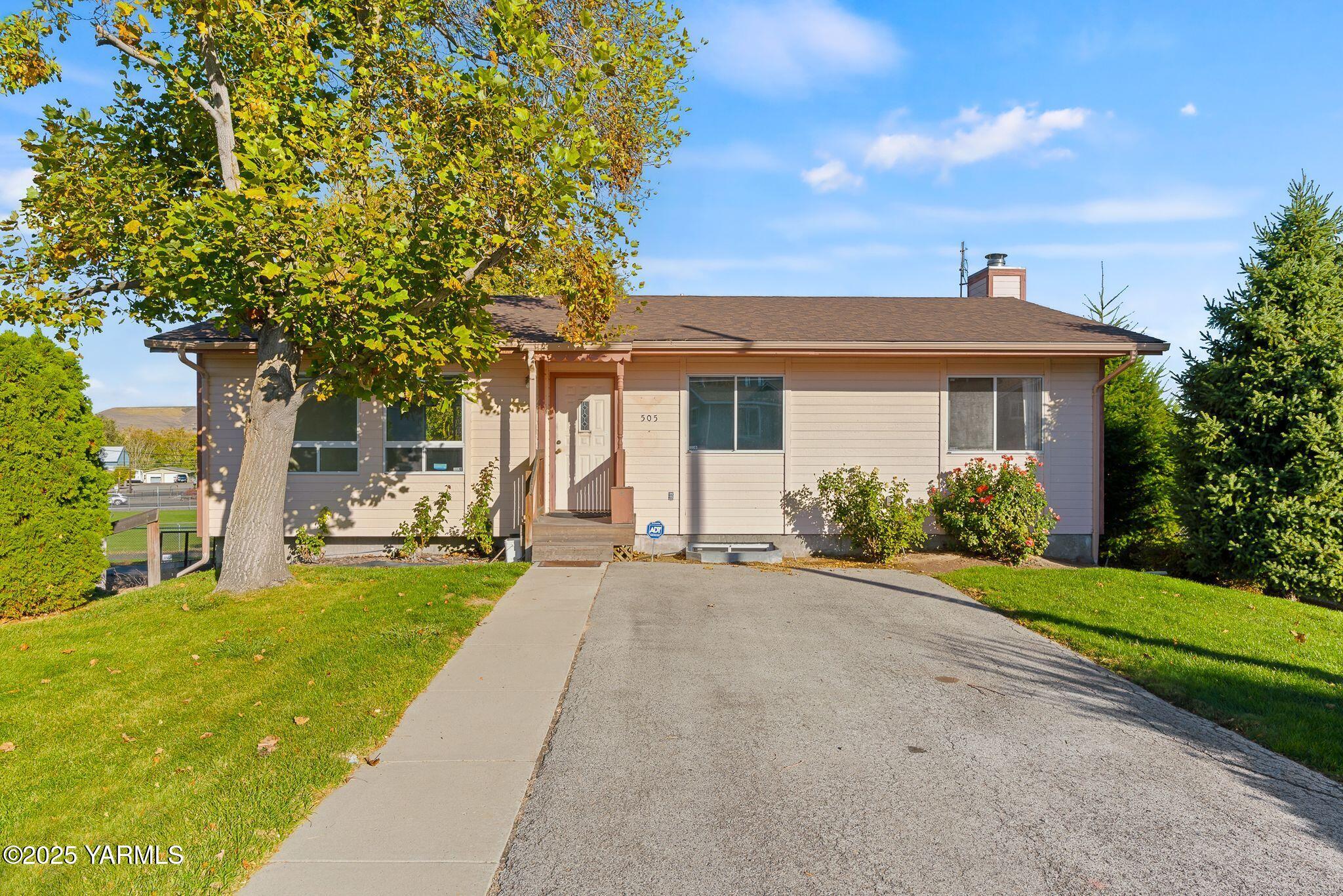 505 N 29th Pl