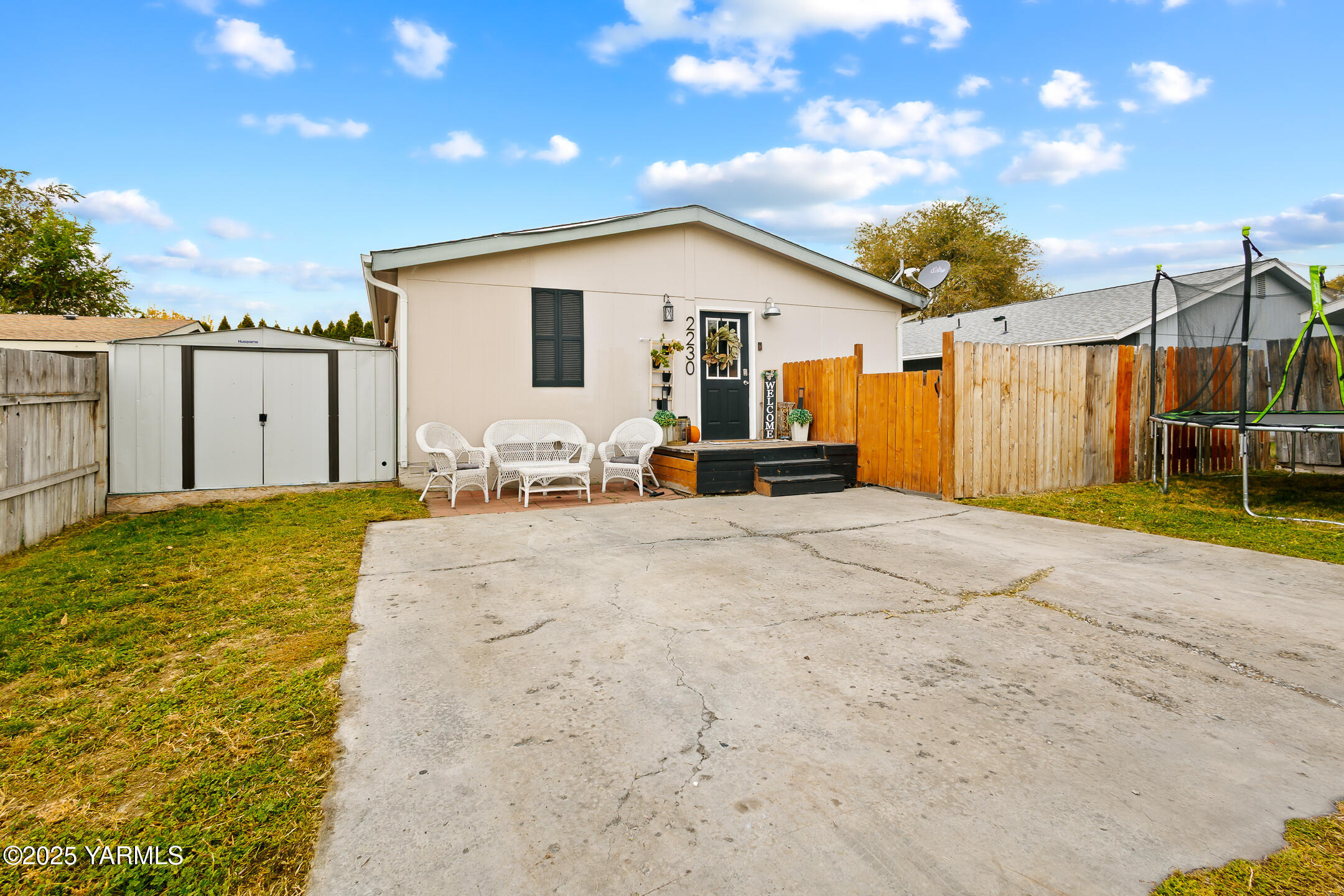 2230 Landon Ave