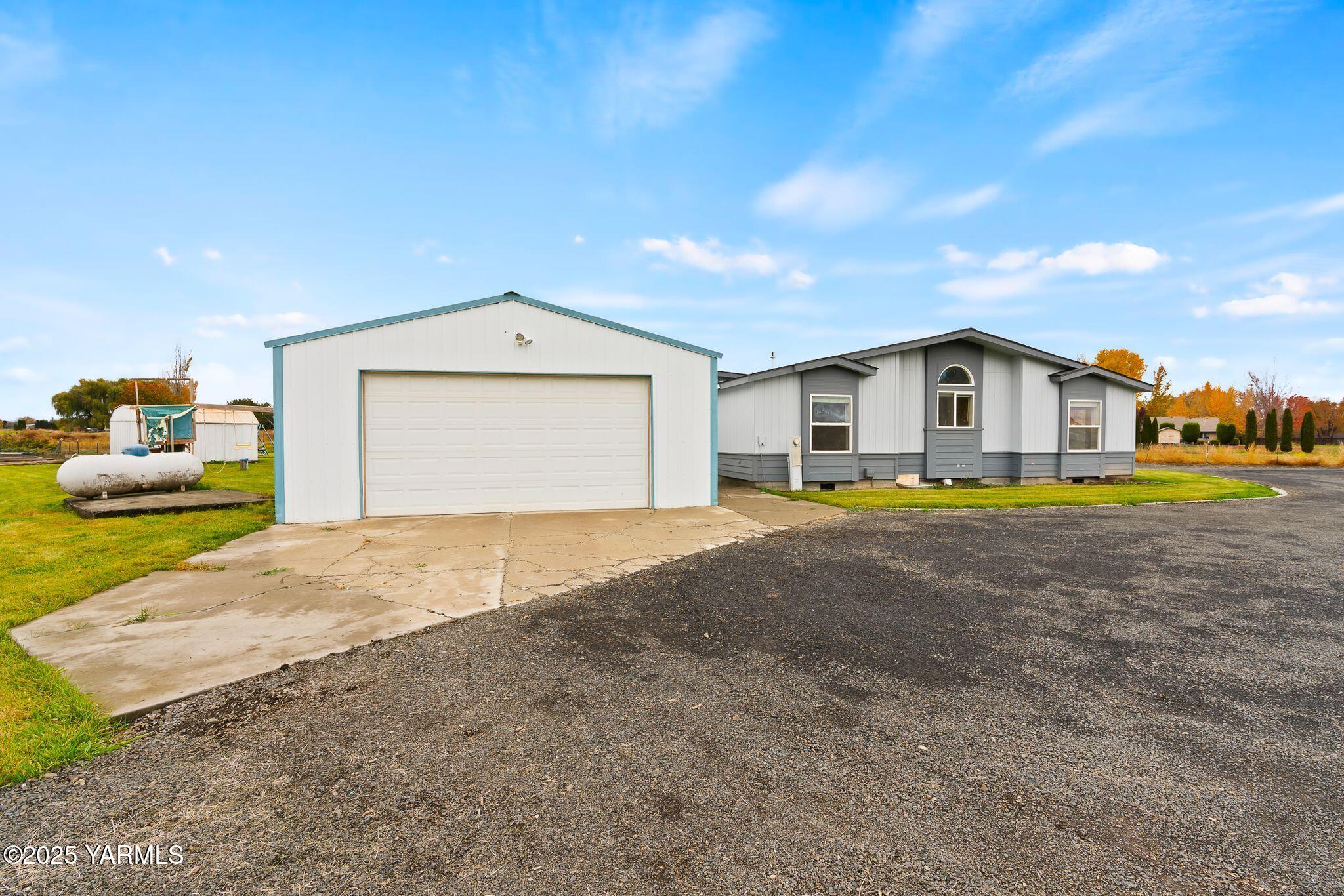 3000 S 62nd Ave