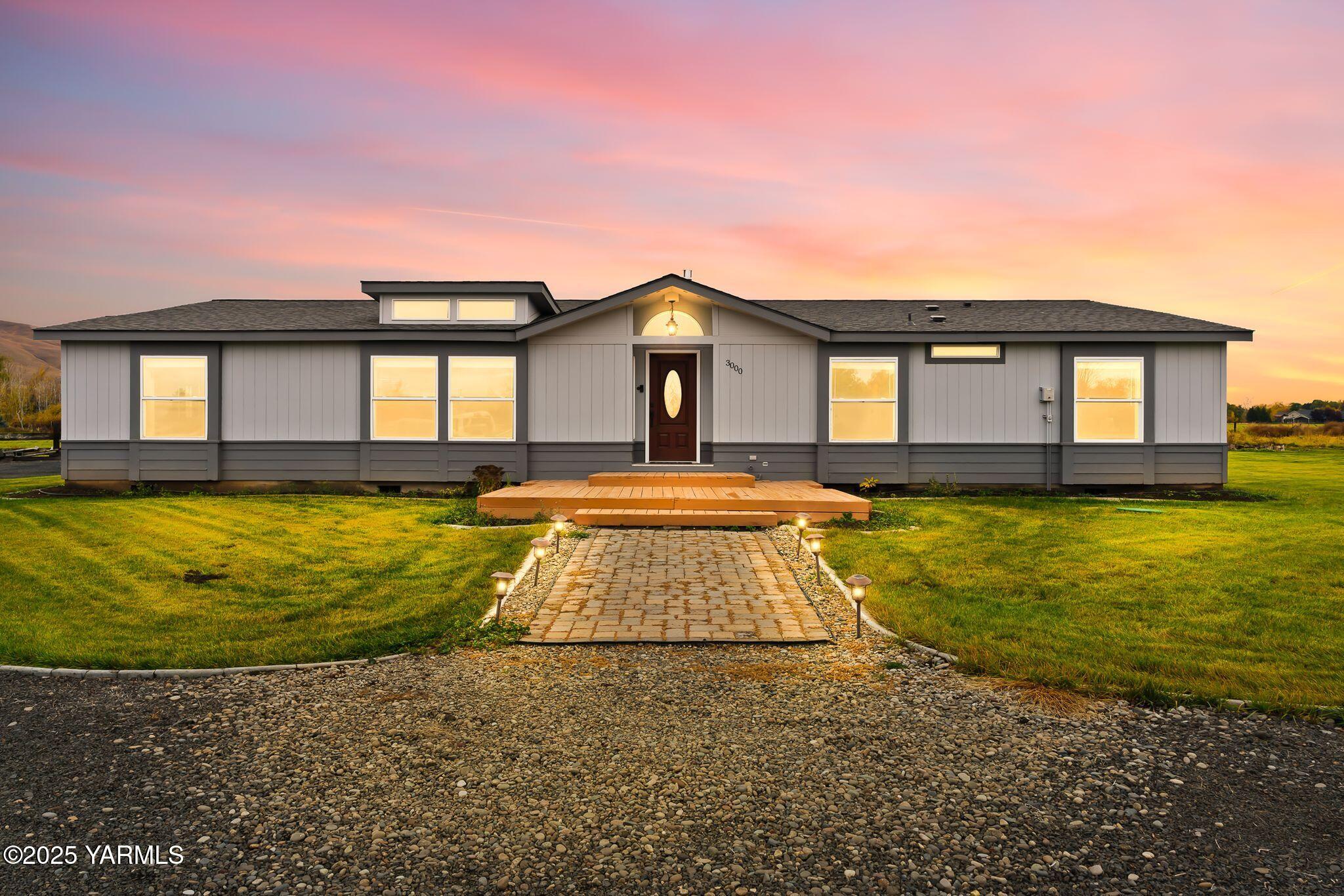 3000 S 62nd Ave