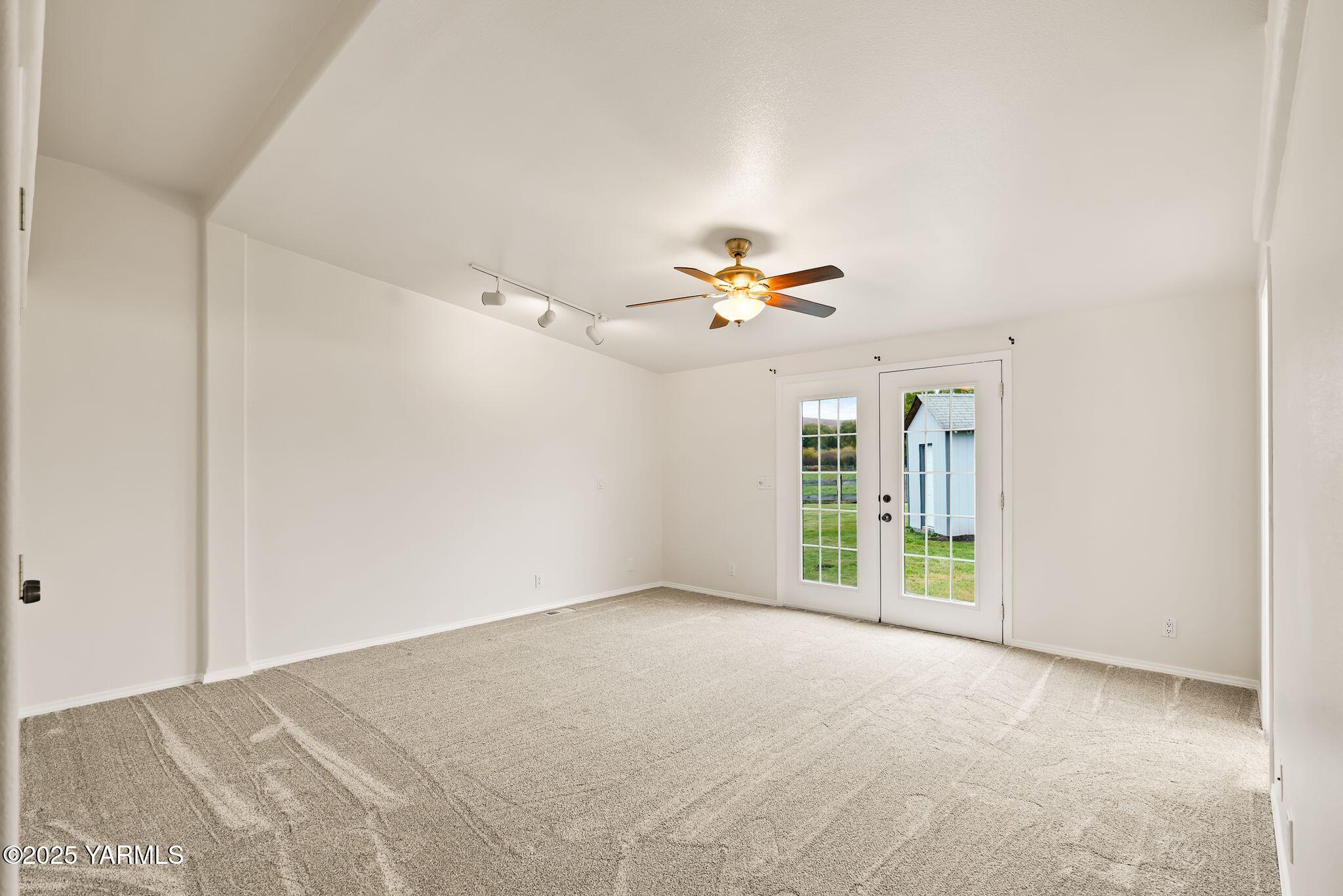 3000 S 62nd Ave