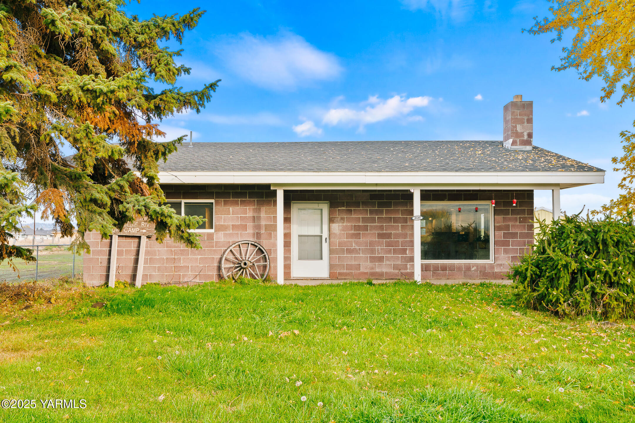 4605 Ahtanum Rd