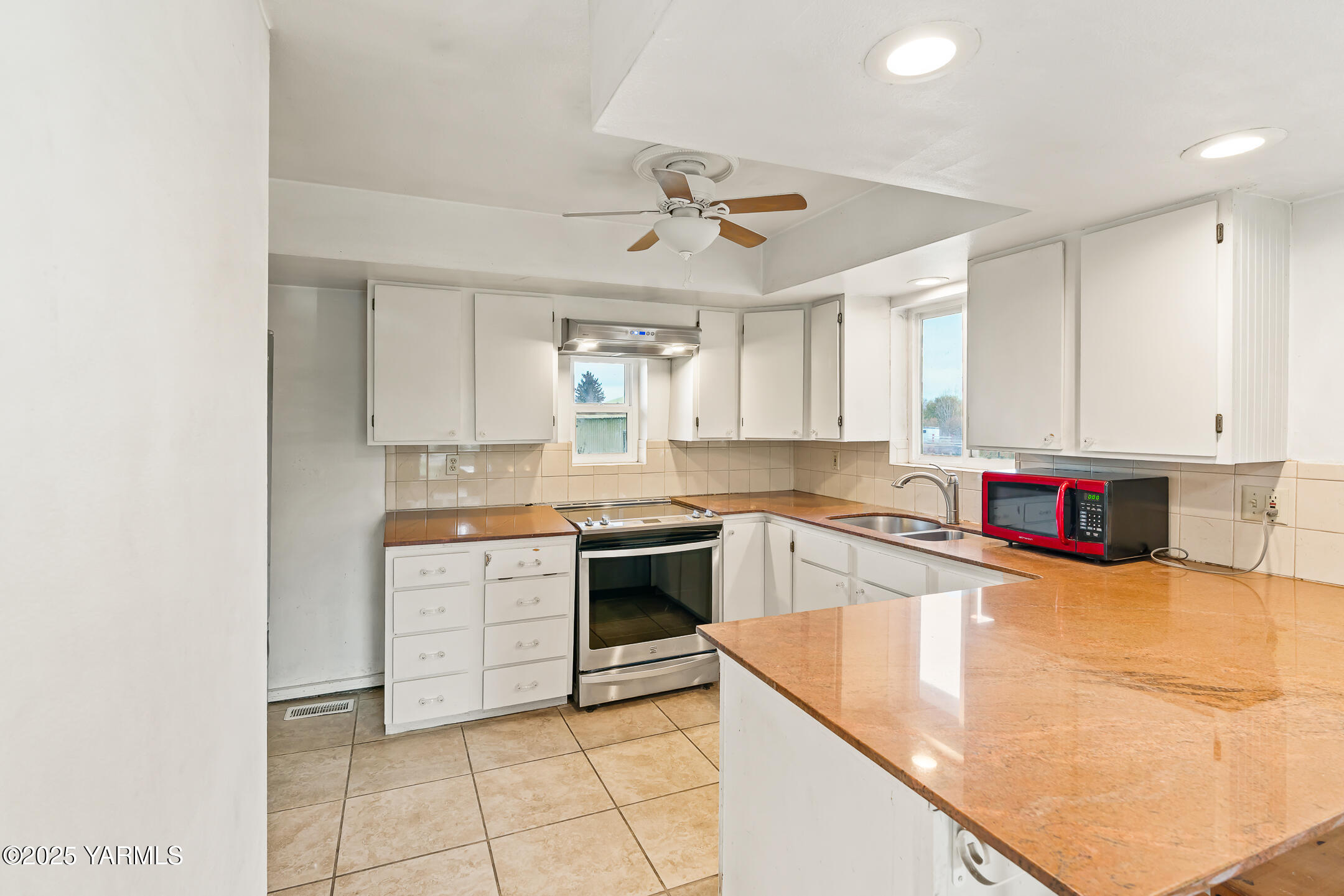 4605 Ahtanum Rd