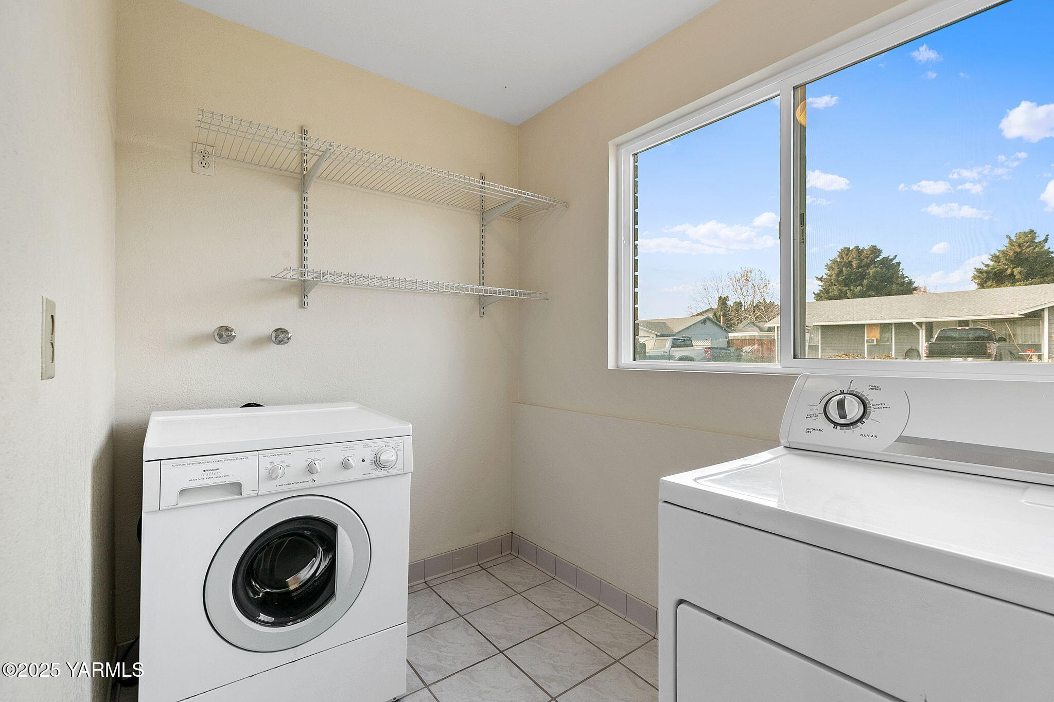 1403 Karr Ave