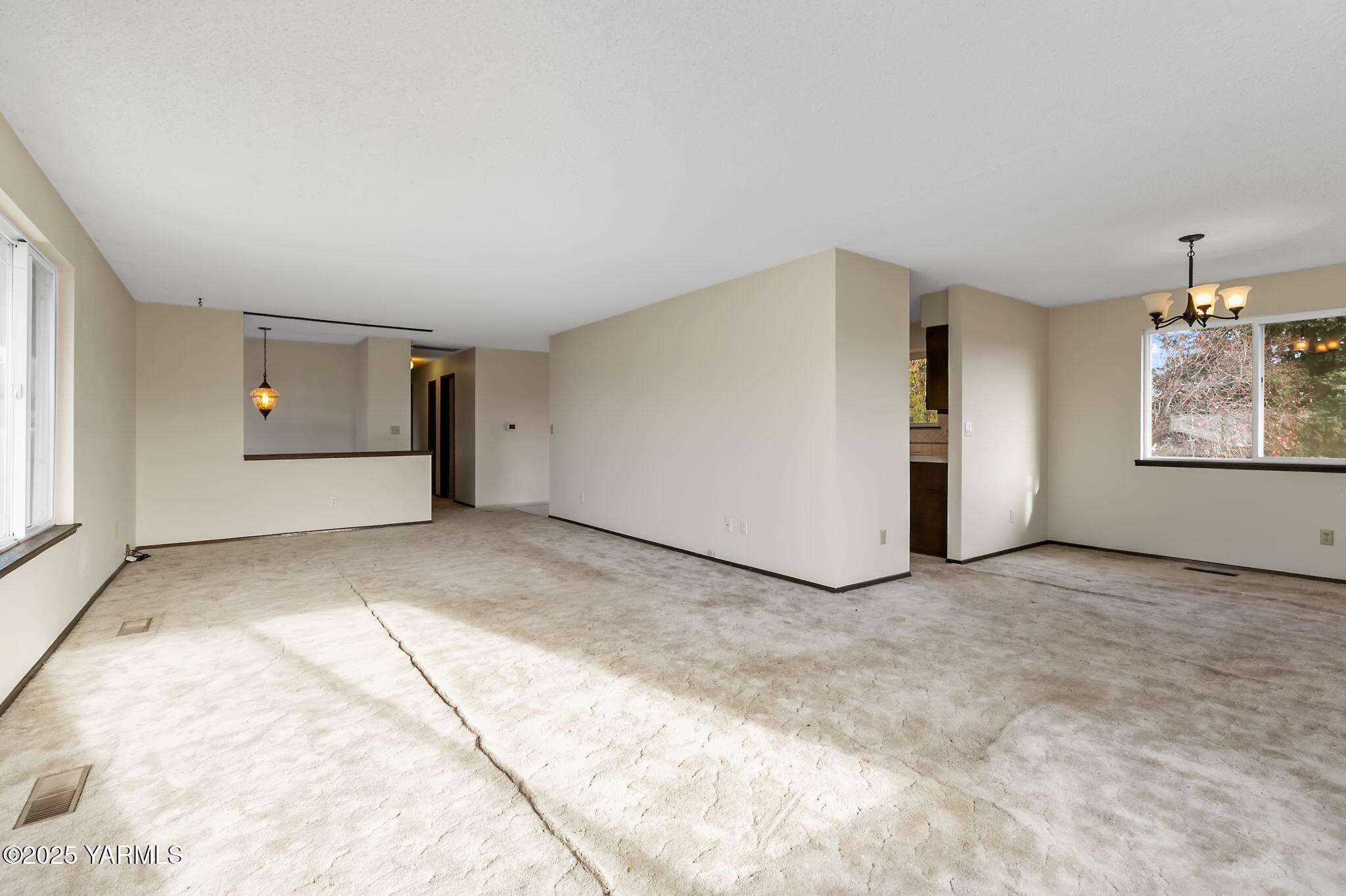 1403 Karr Ave