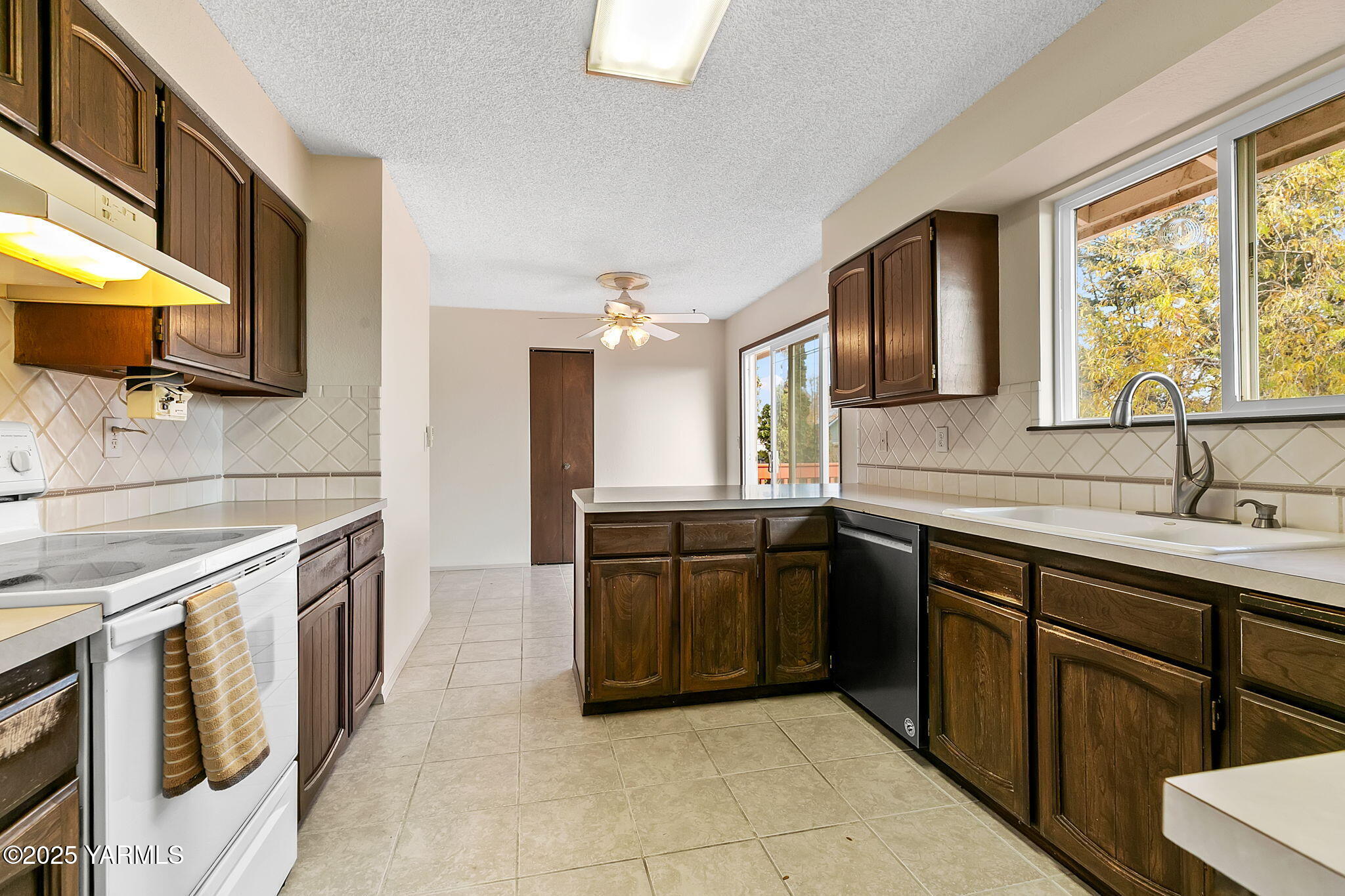 1403 Karr Ave