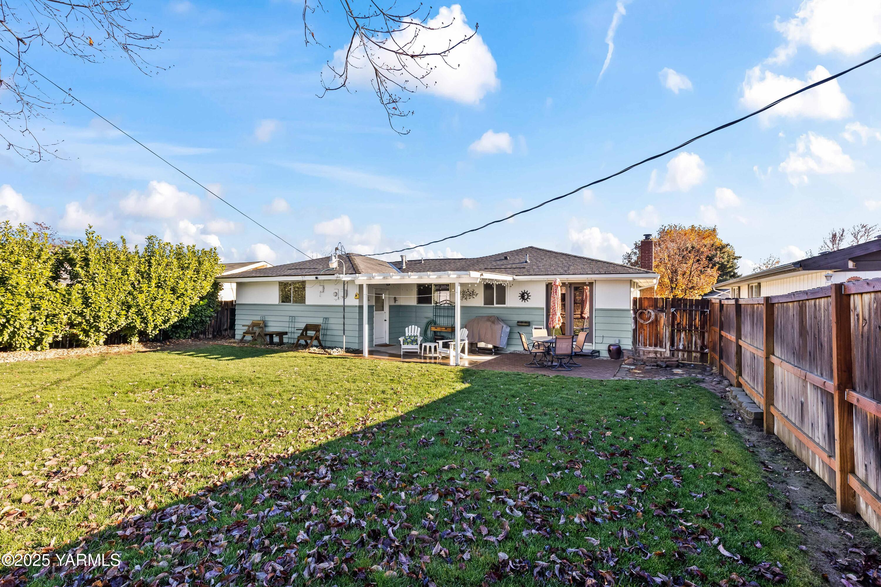 606 N 46th Ave
