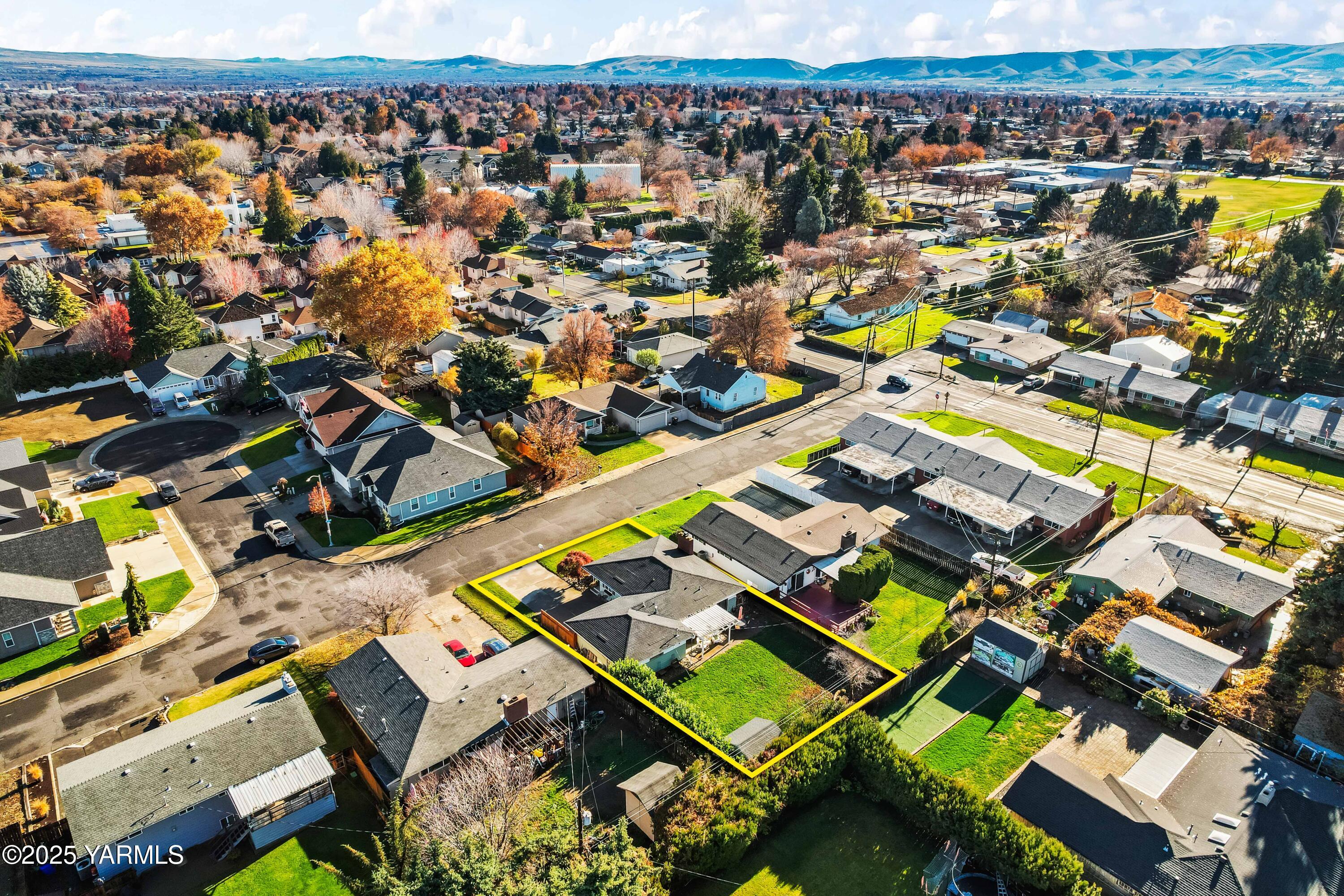 606 N 46th Ave