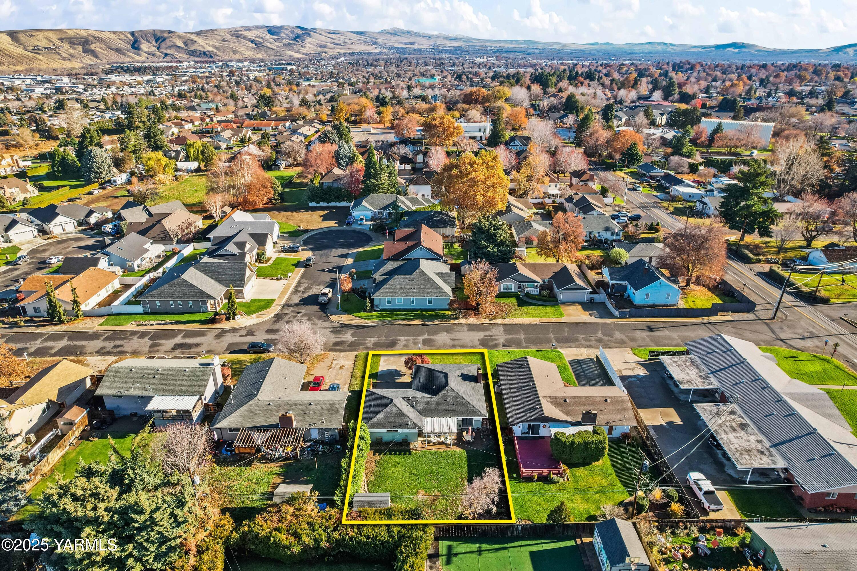 606 N 46th Ave