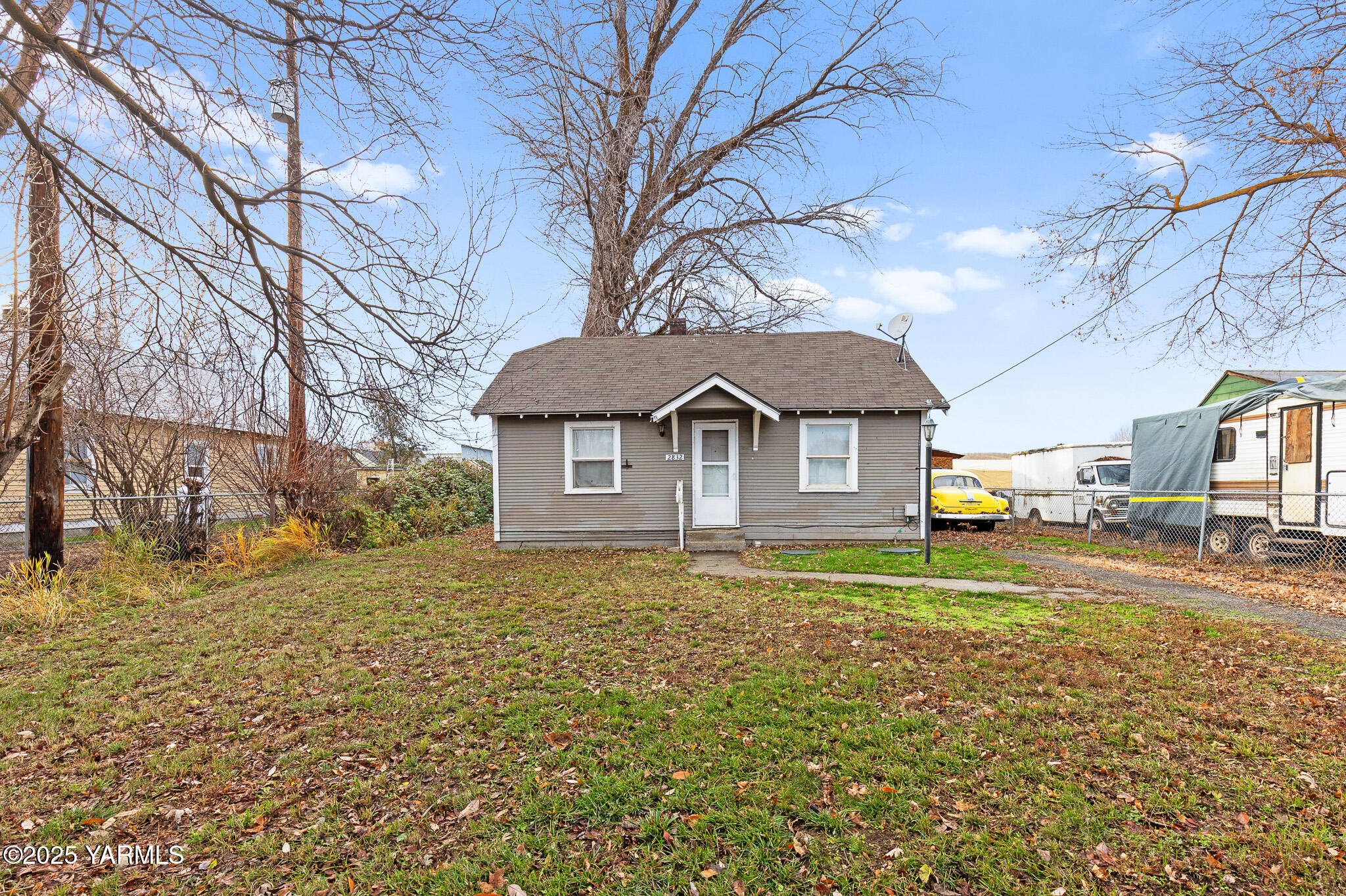 2832 S Wiley Rd