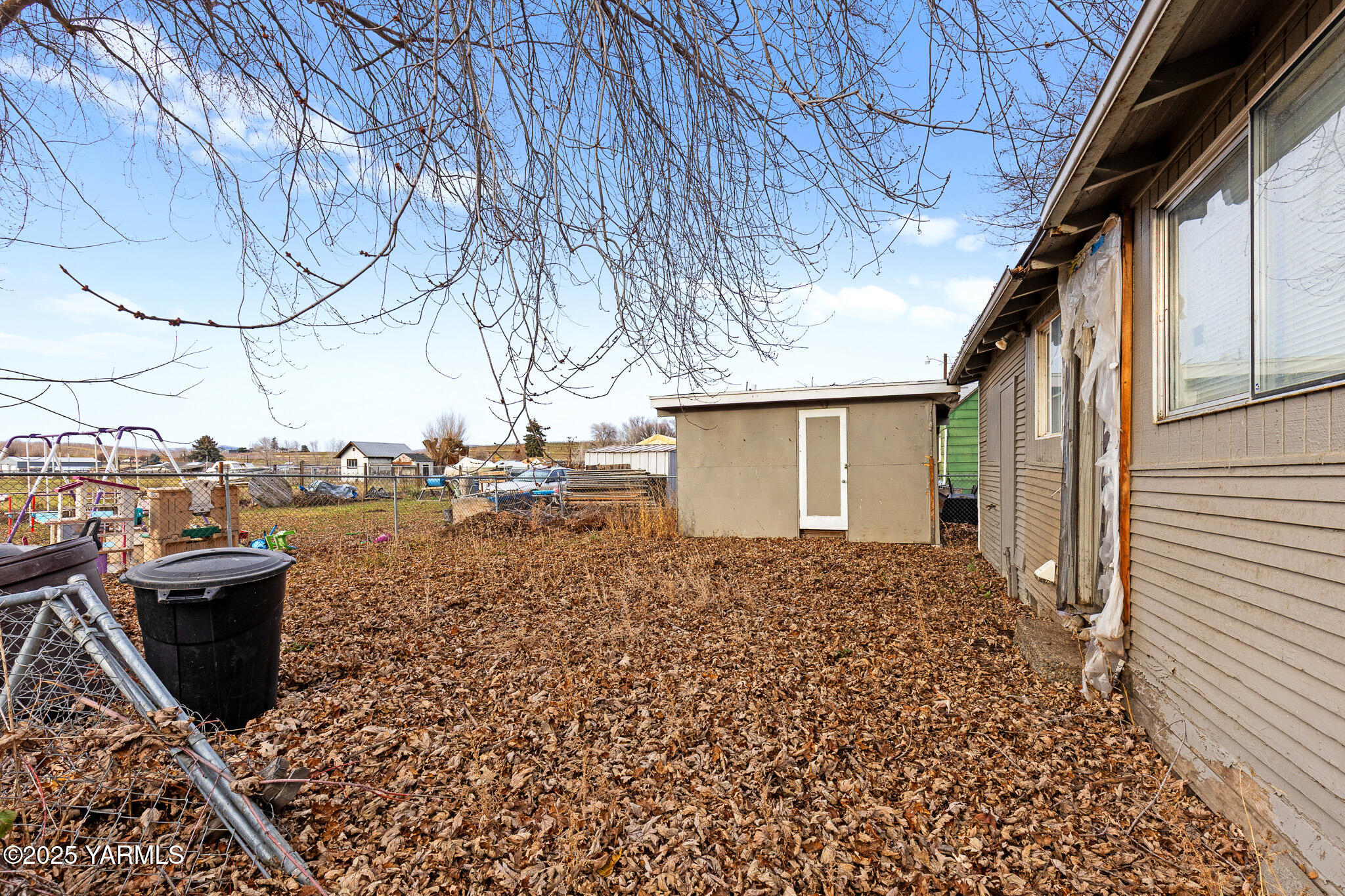 2832 S Wiley Rd