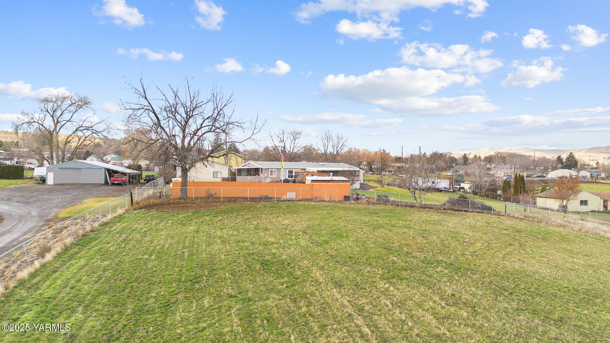 752 Lancaster Rd