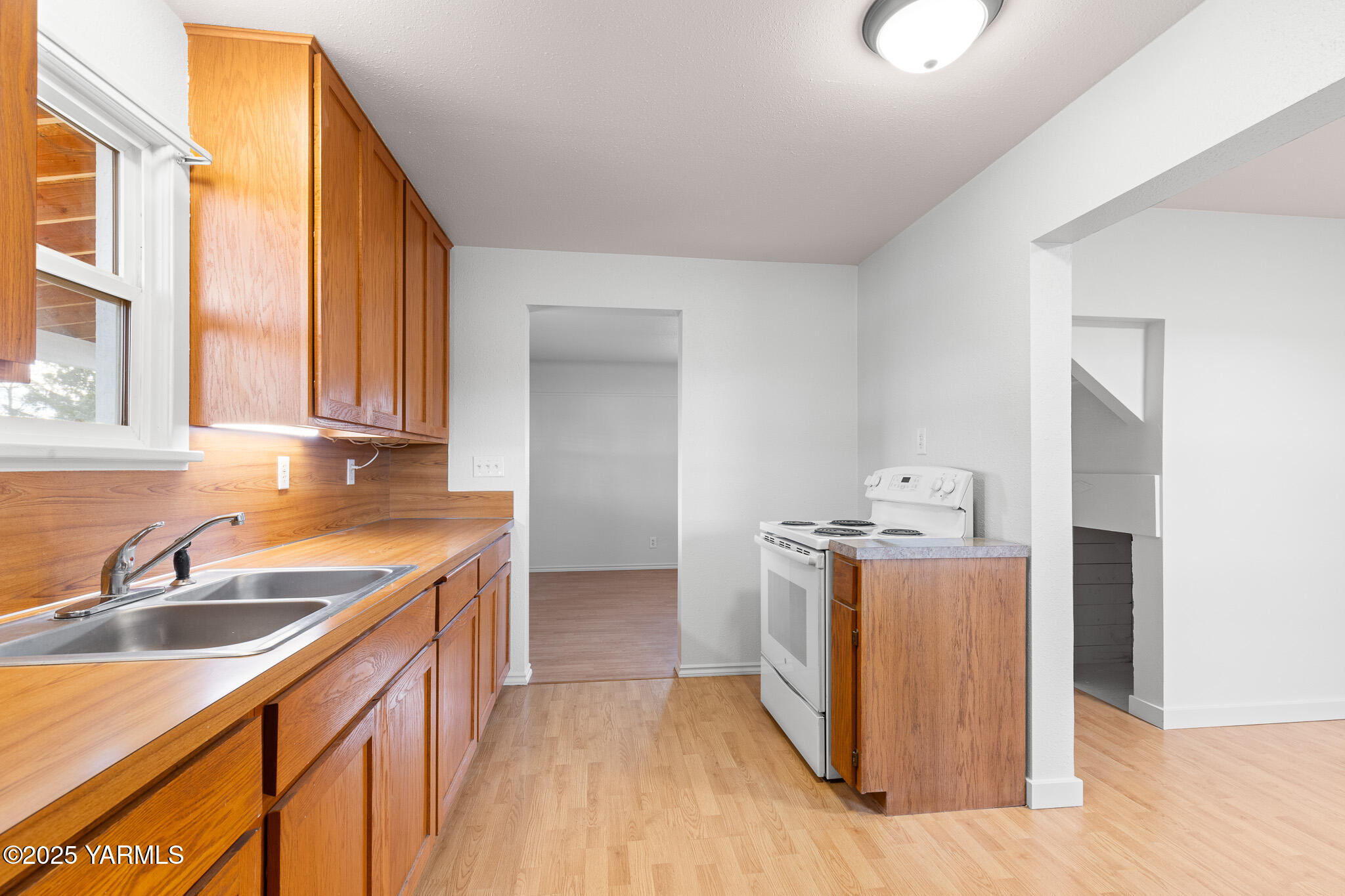 752 Lancaster Rd