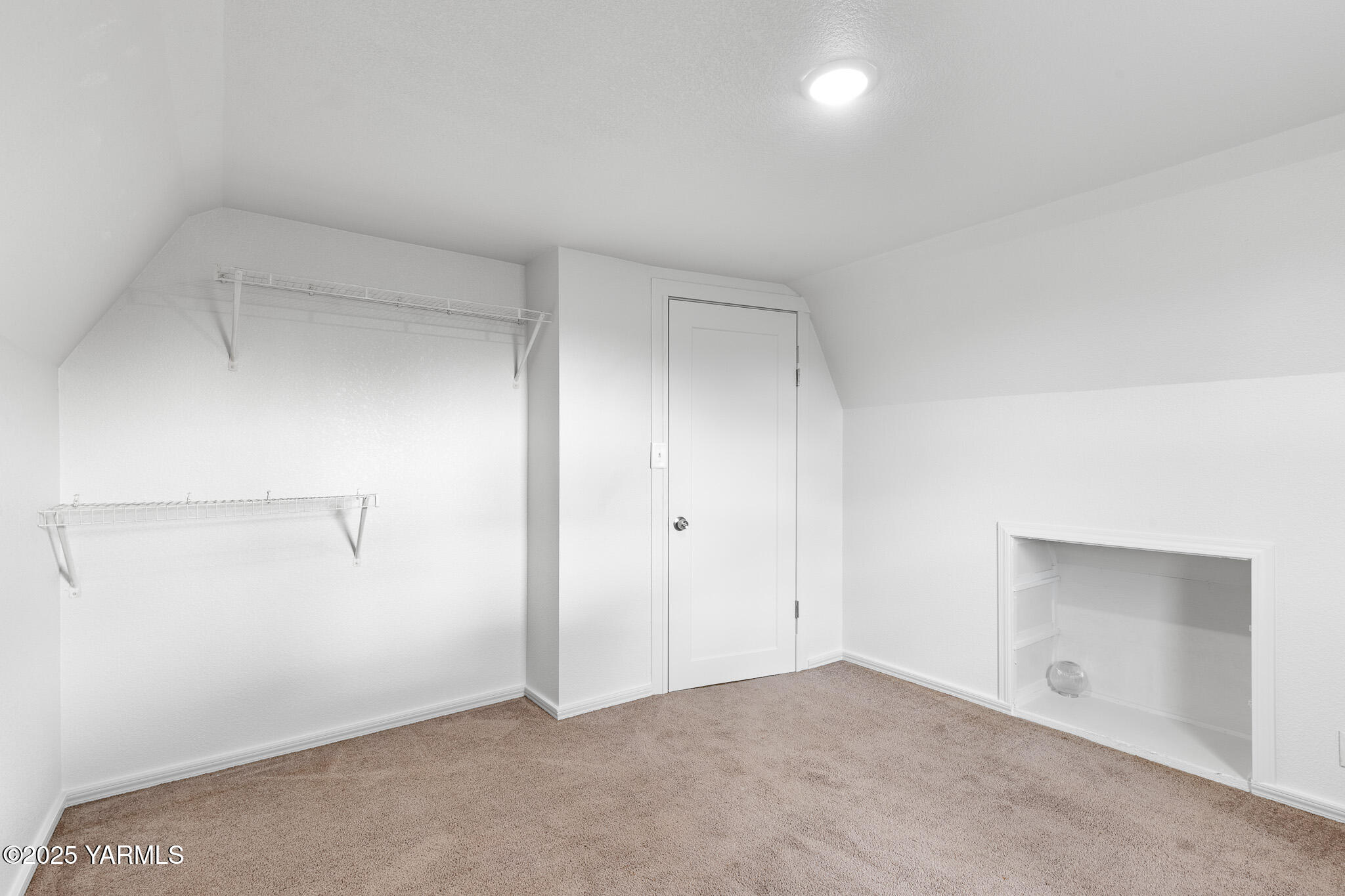 752 Lancaster Rd