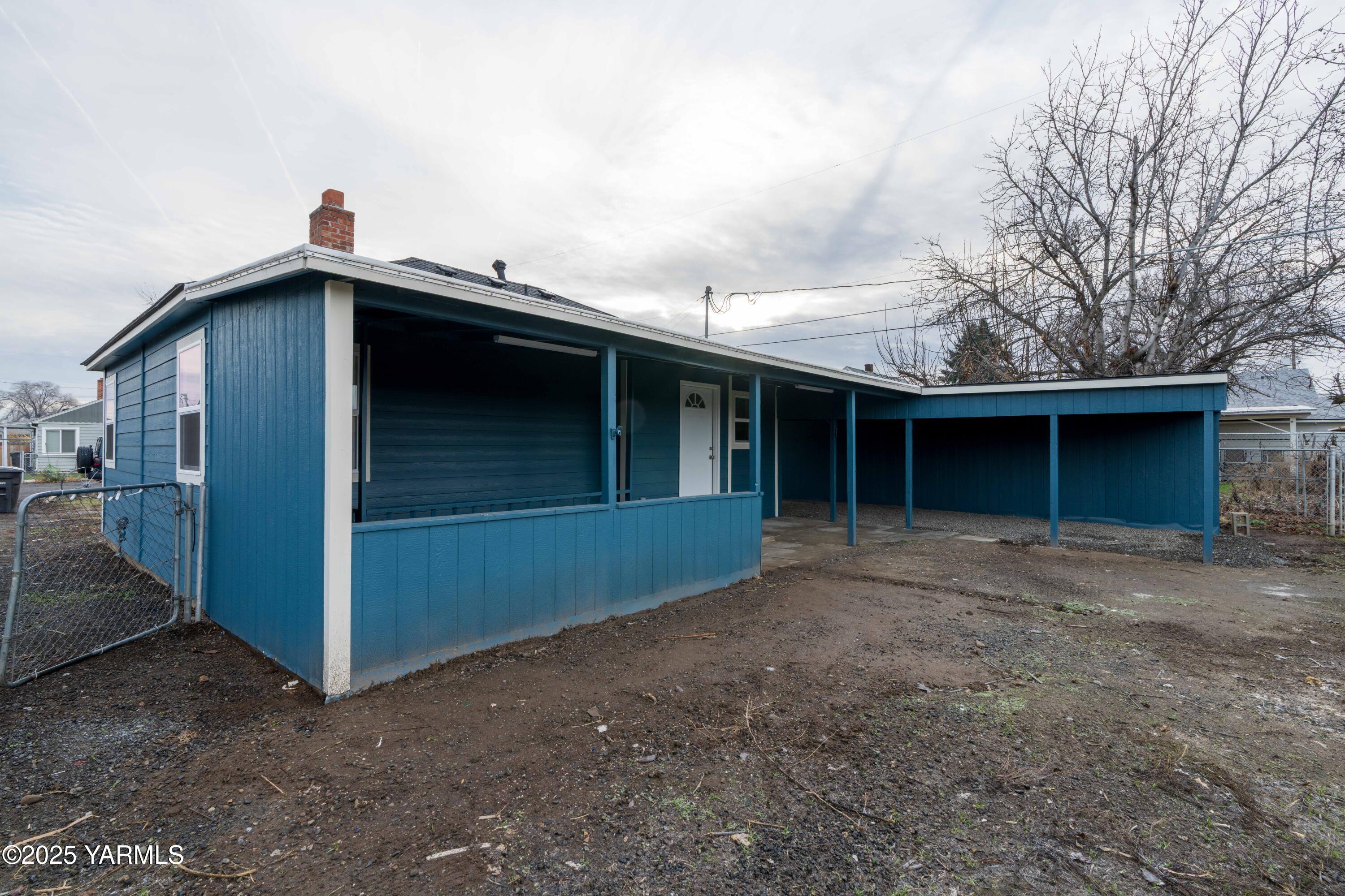 1610 Queen Ave