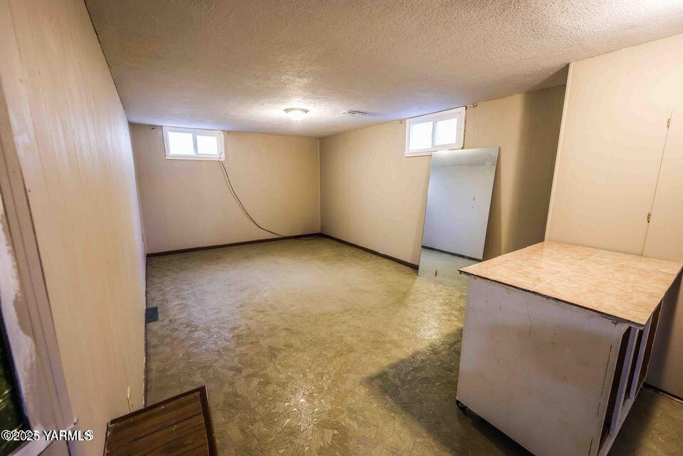 1312 S 6th Ave