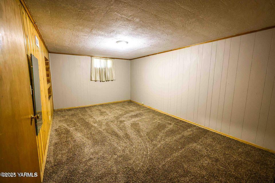 1312 S 6th Ave