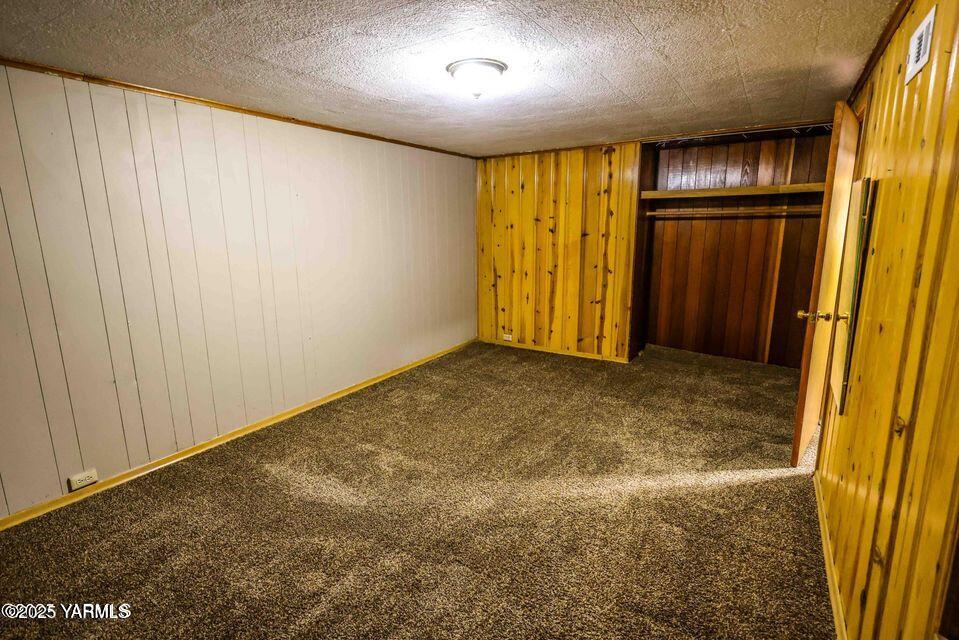 1312 S 6th Ave