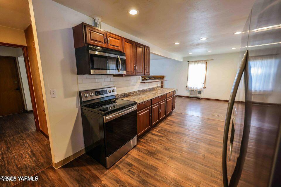 1312 S 6th Ave