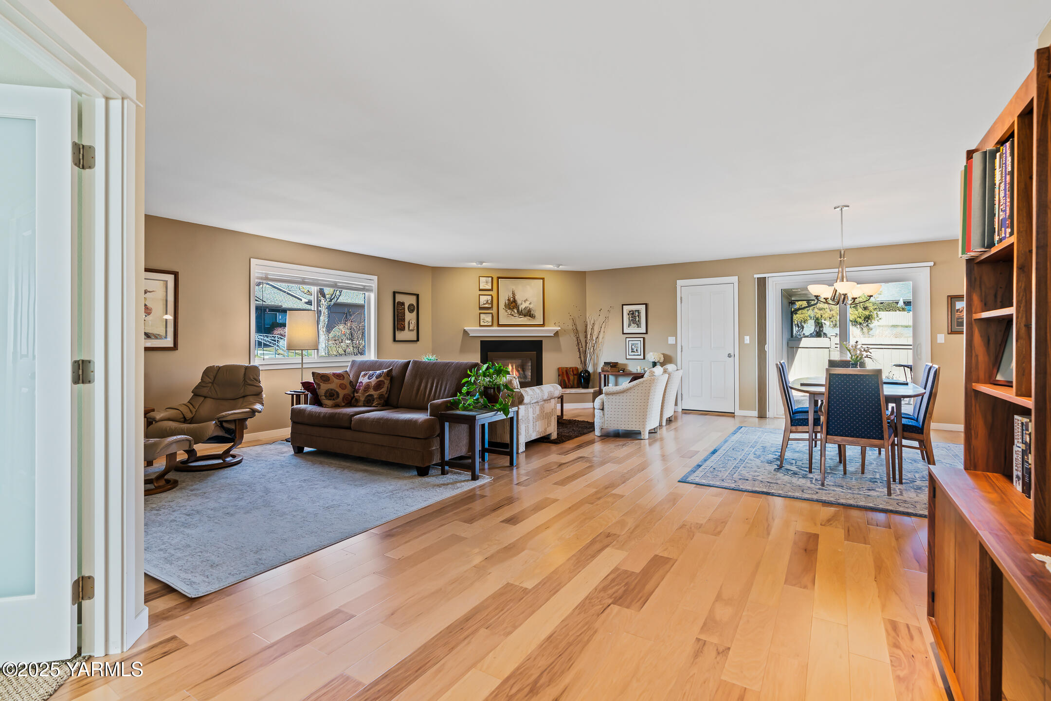 5910 W Lincoln Ave Unit: 9