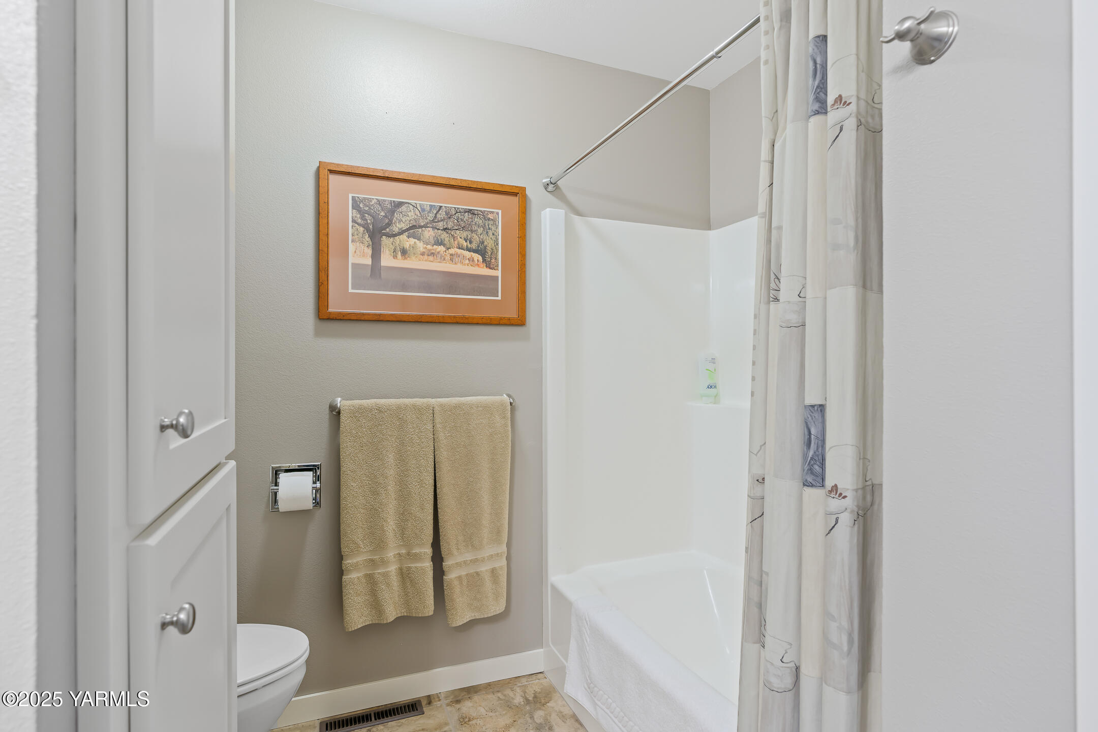 5910 W Lincoln Ave Unit: 9