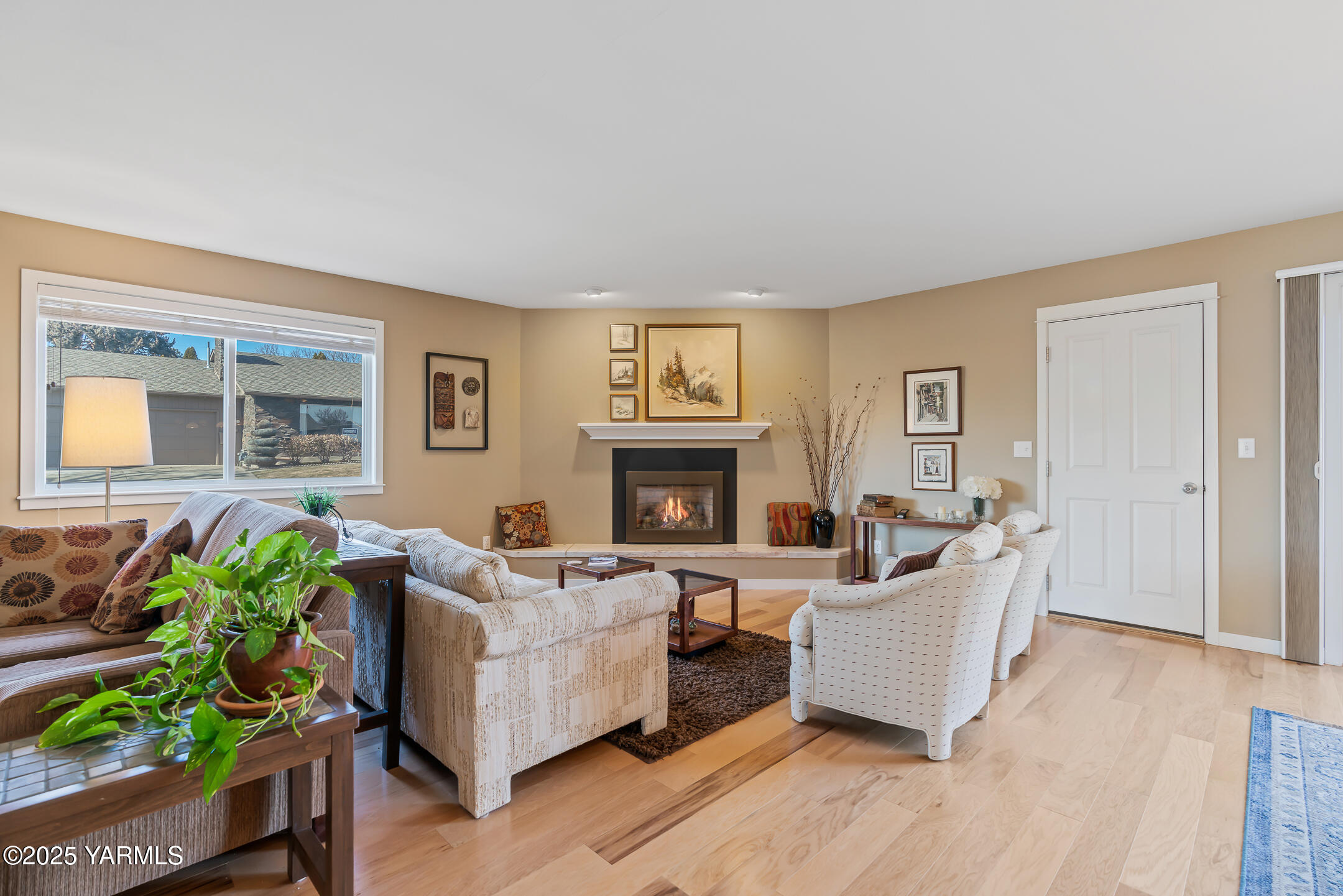 5910 W Lincoln Ave Unit: 9