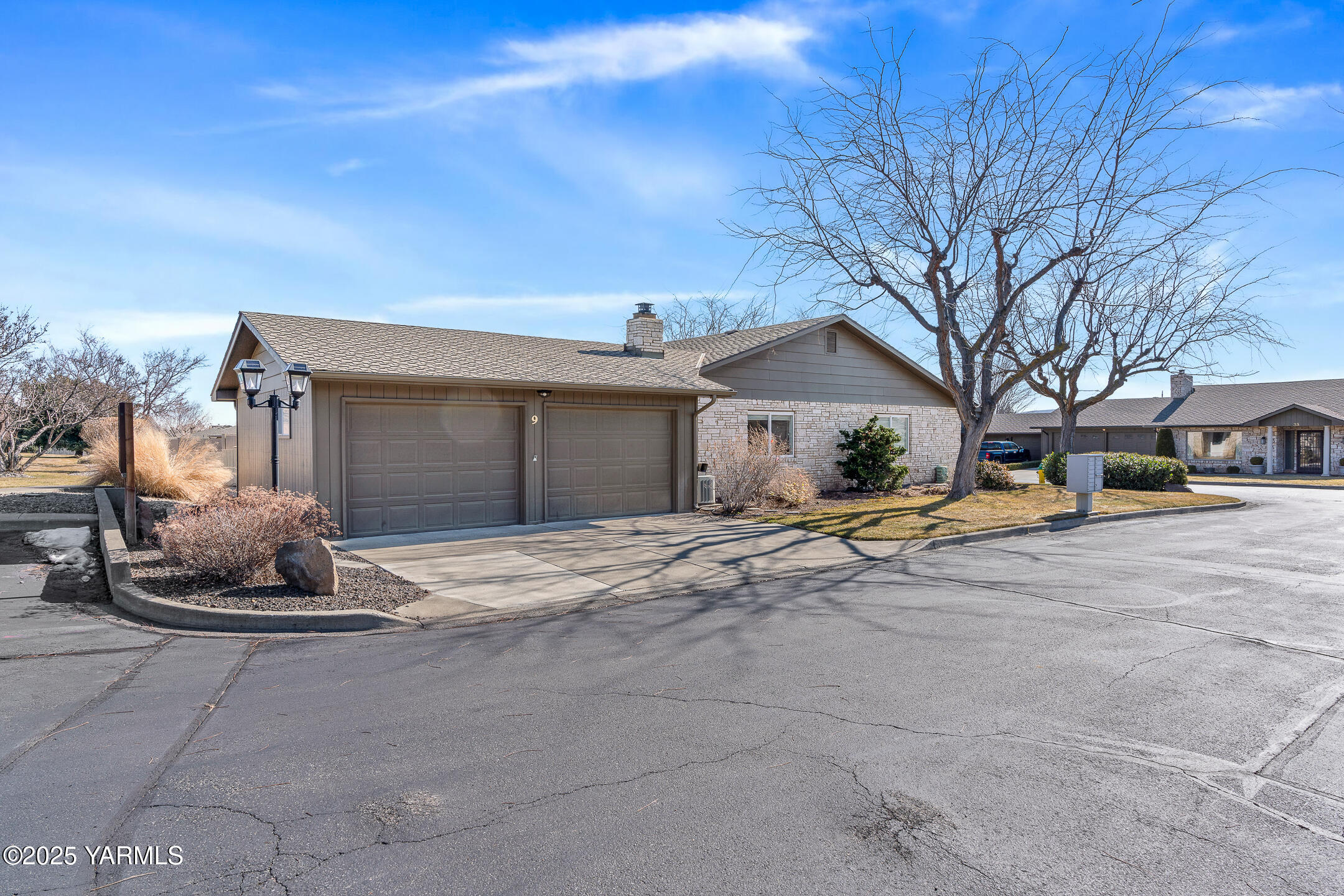 5910 W Lincoln Ave Unit: 9