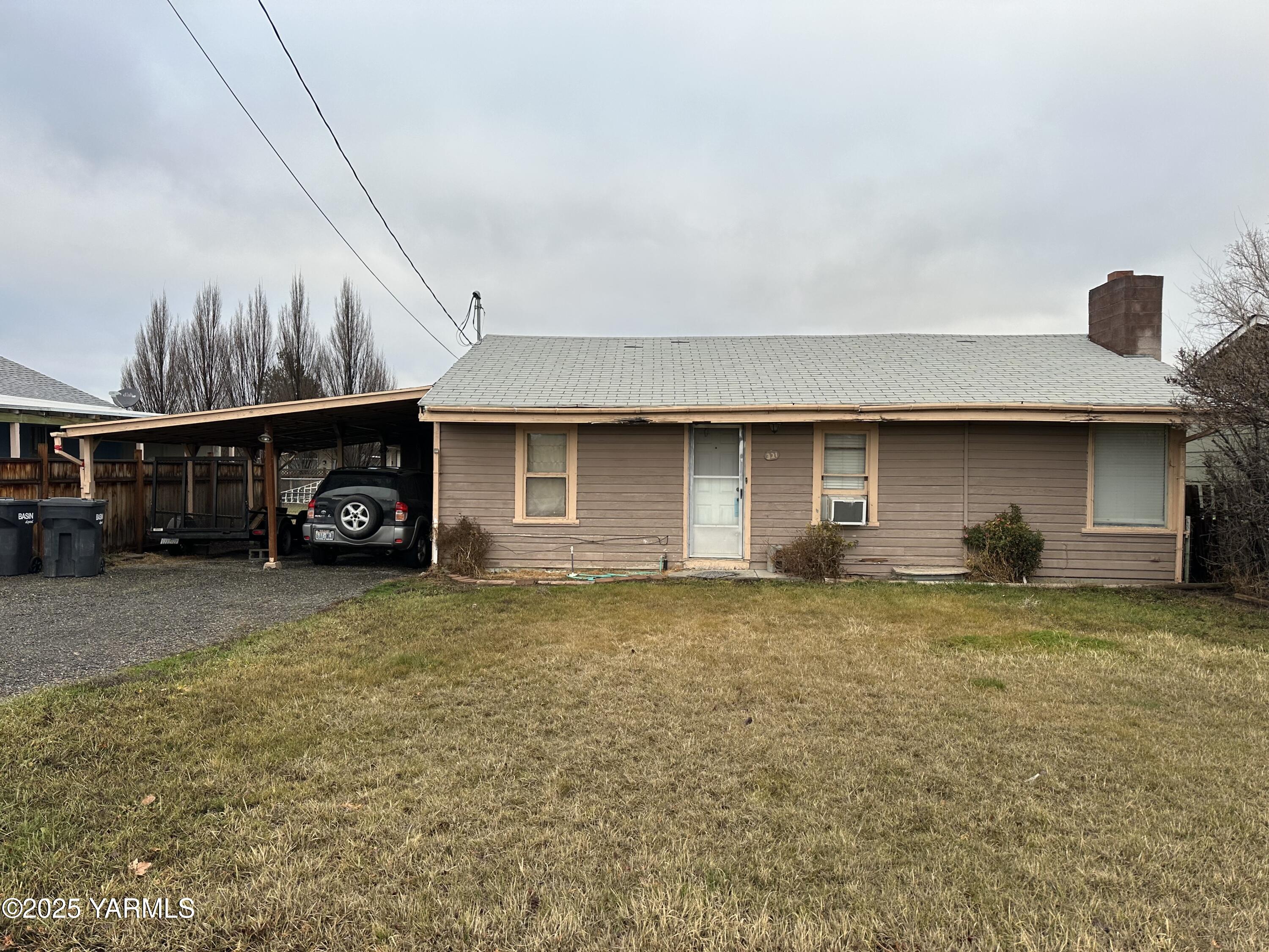 321 S Holly Dr