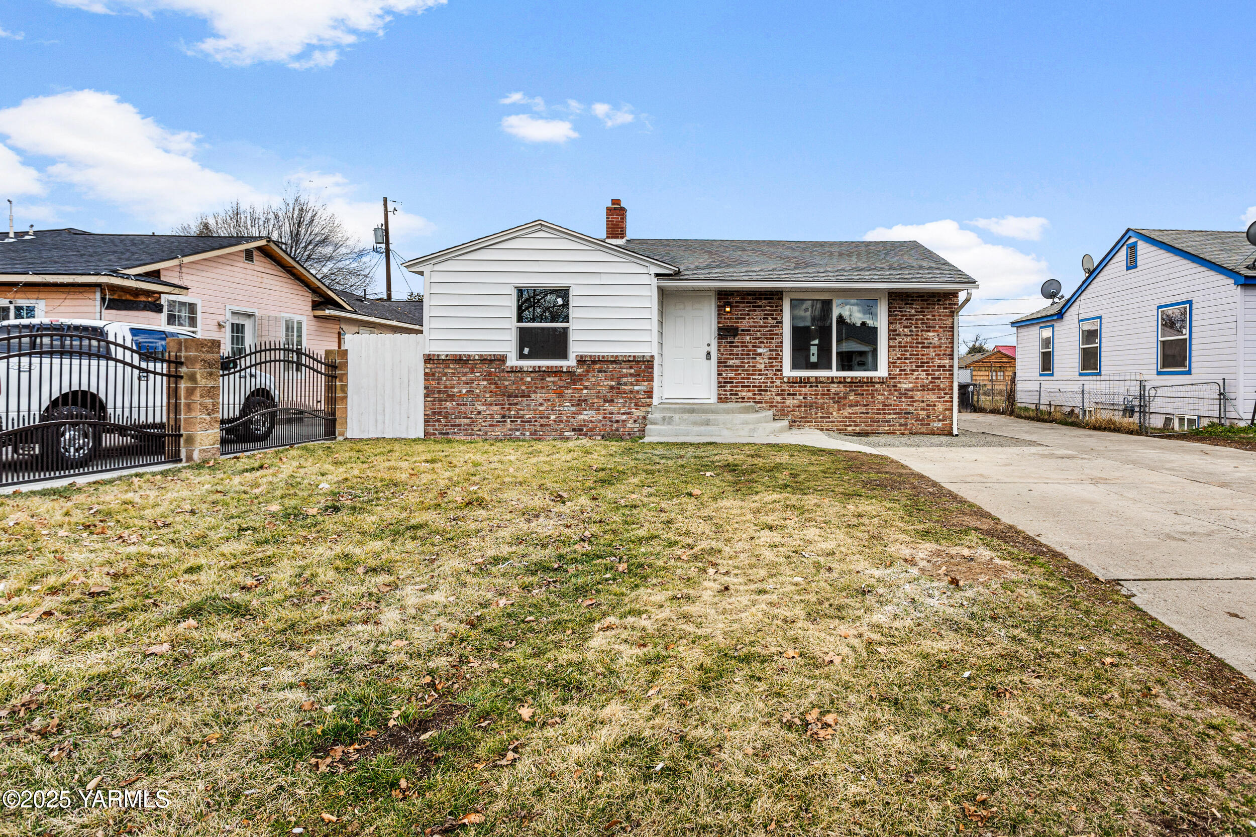 1207 S 9th Ave