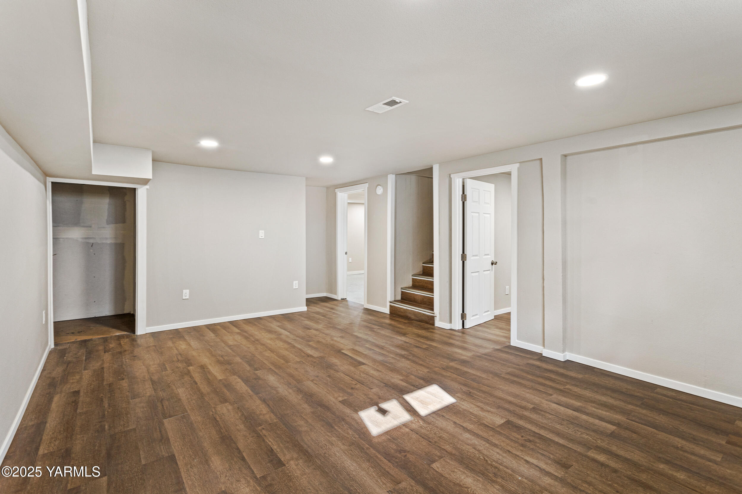 1207 S 9th Ave