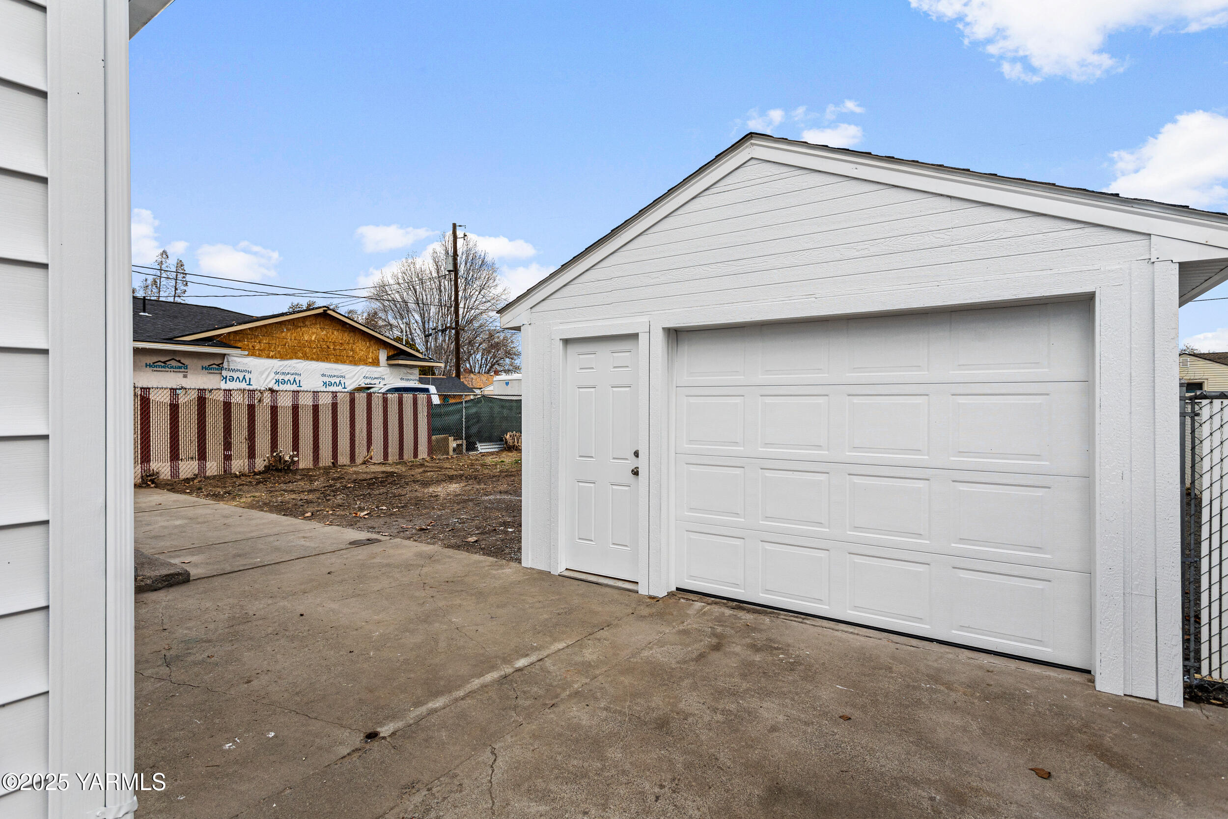 1207 S 9th Ave