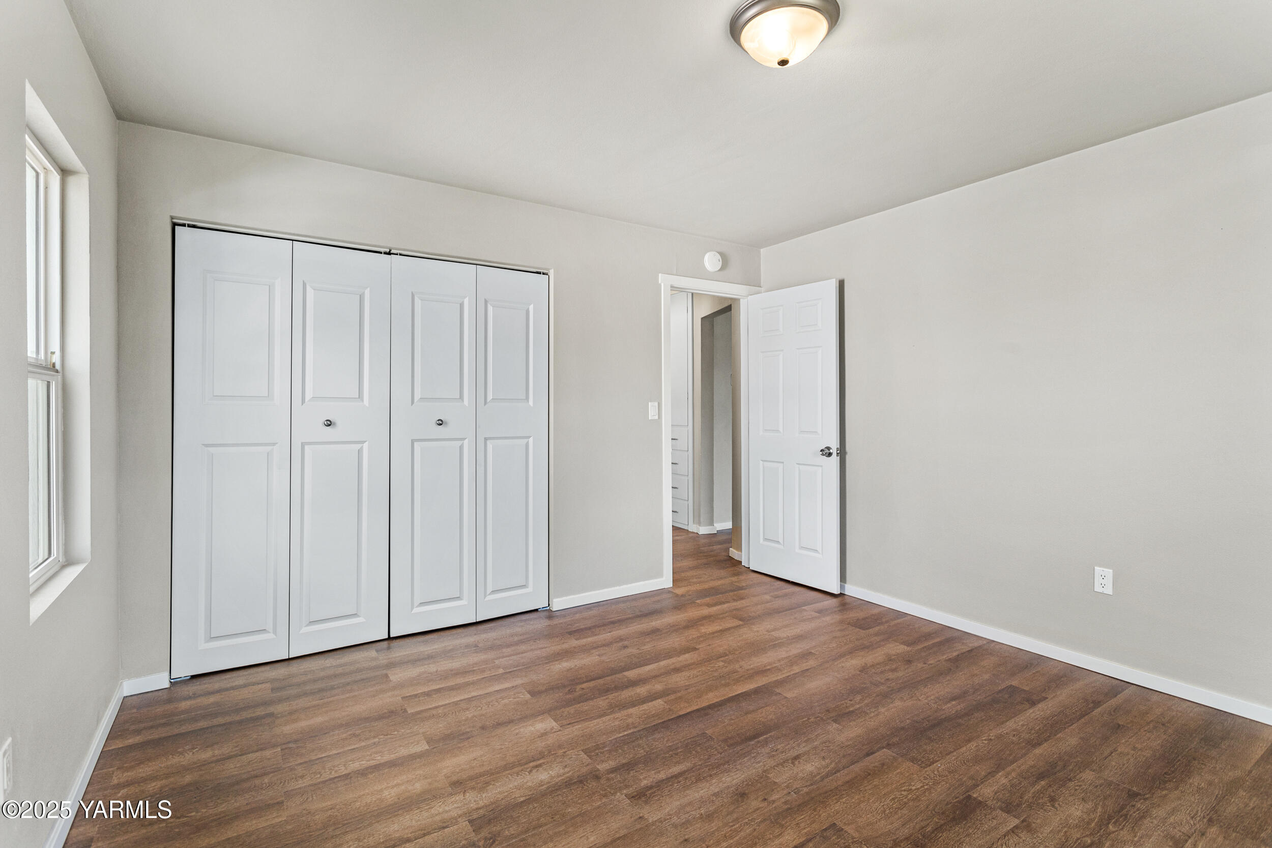 1207 S 9th Ave