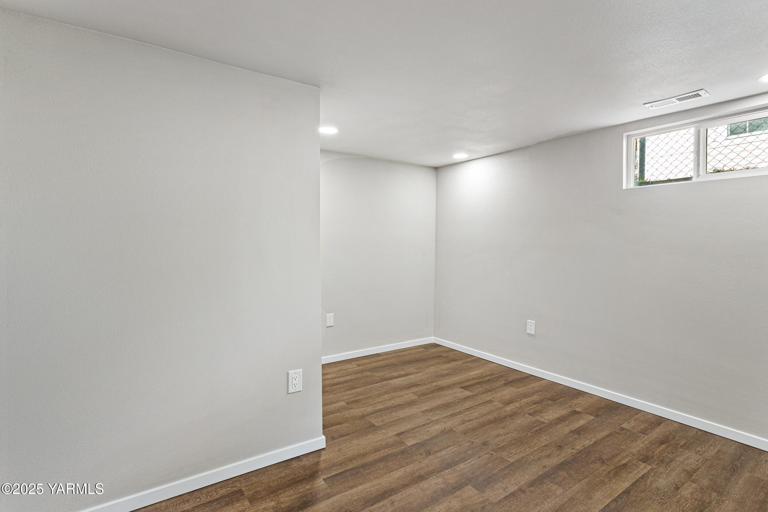 1207 S 9th Ave
