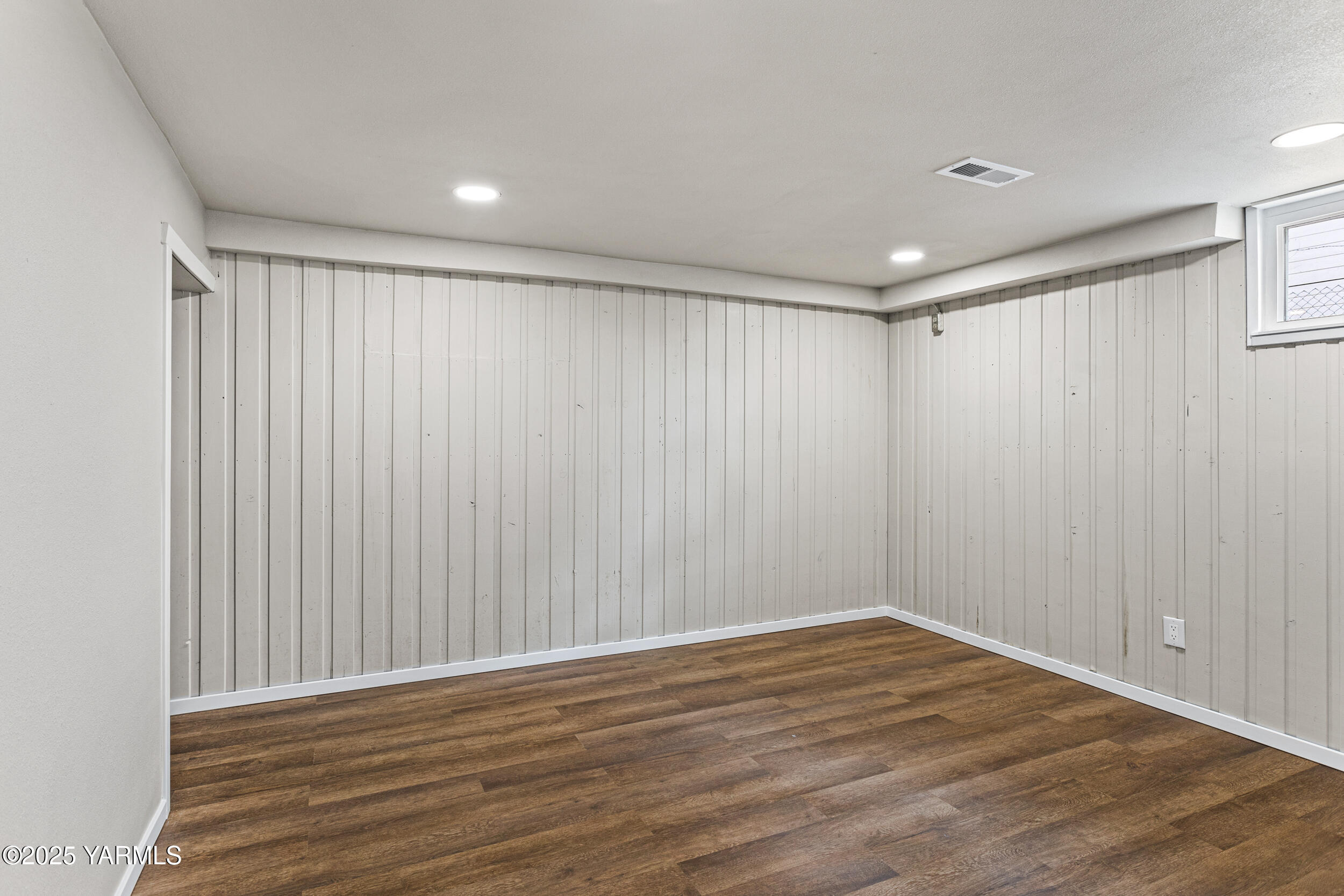 1207 S 9th Ave