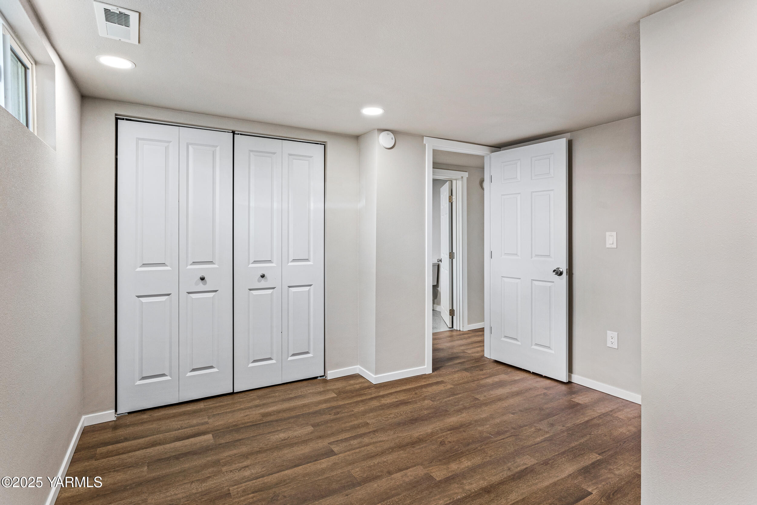 1207 S 9th Ave