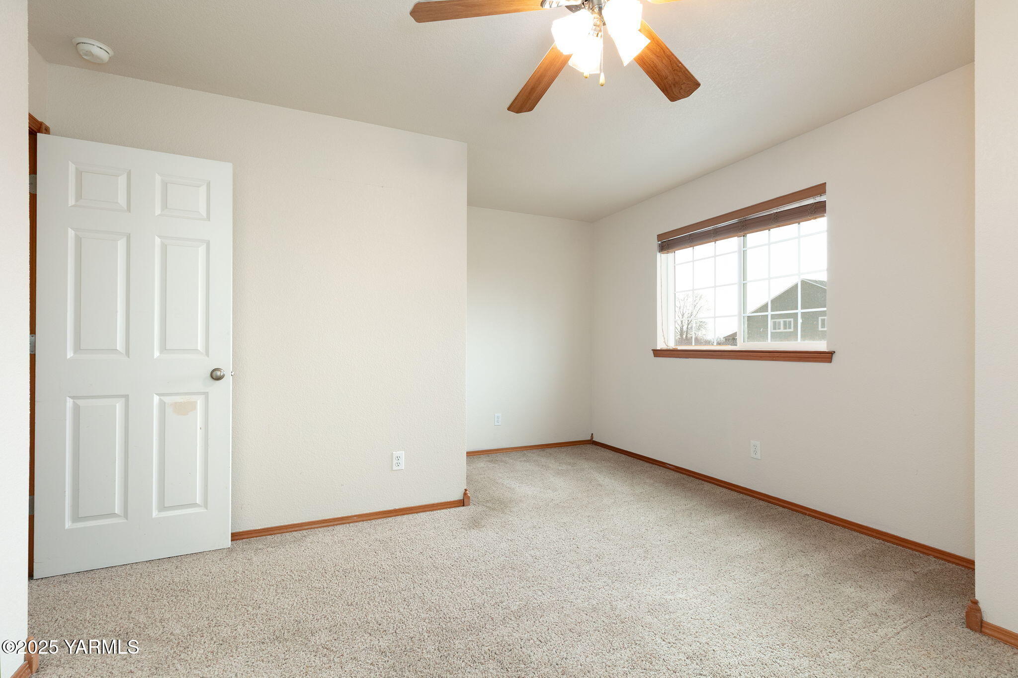 1607 W Yakima Ave