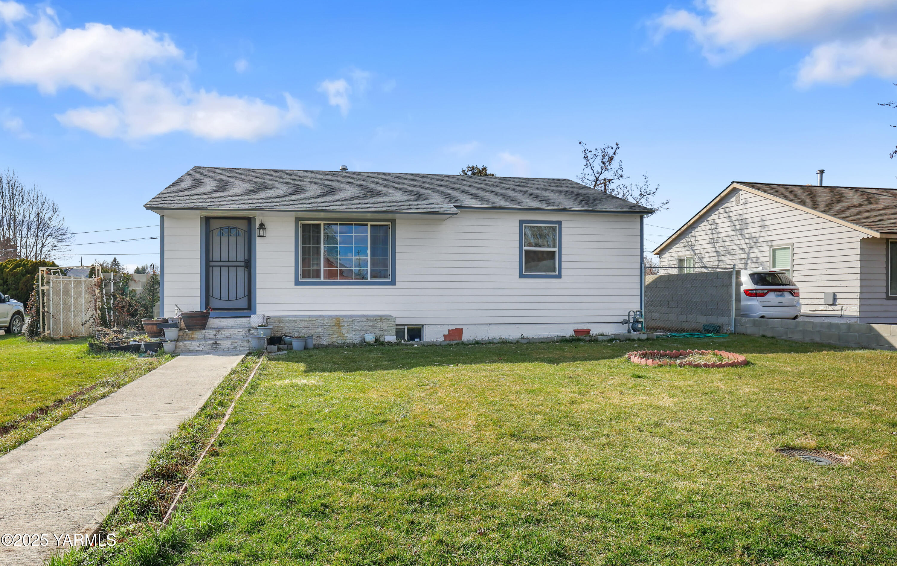 1124 S 8th Ave