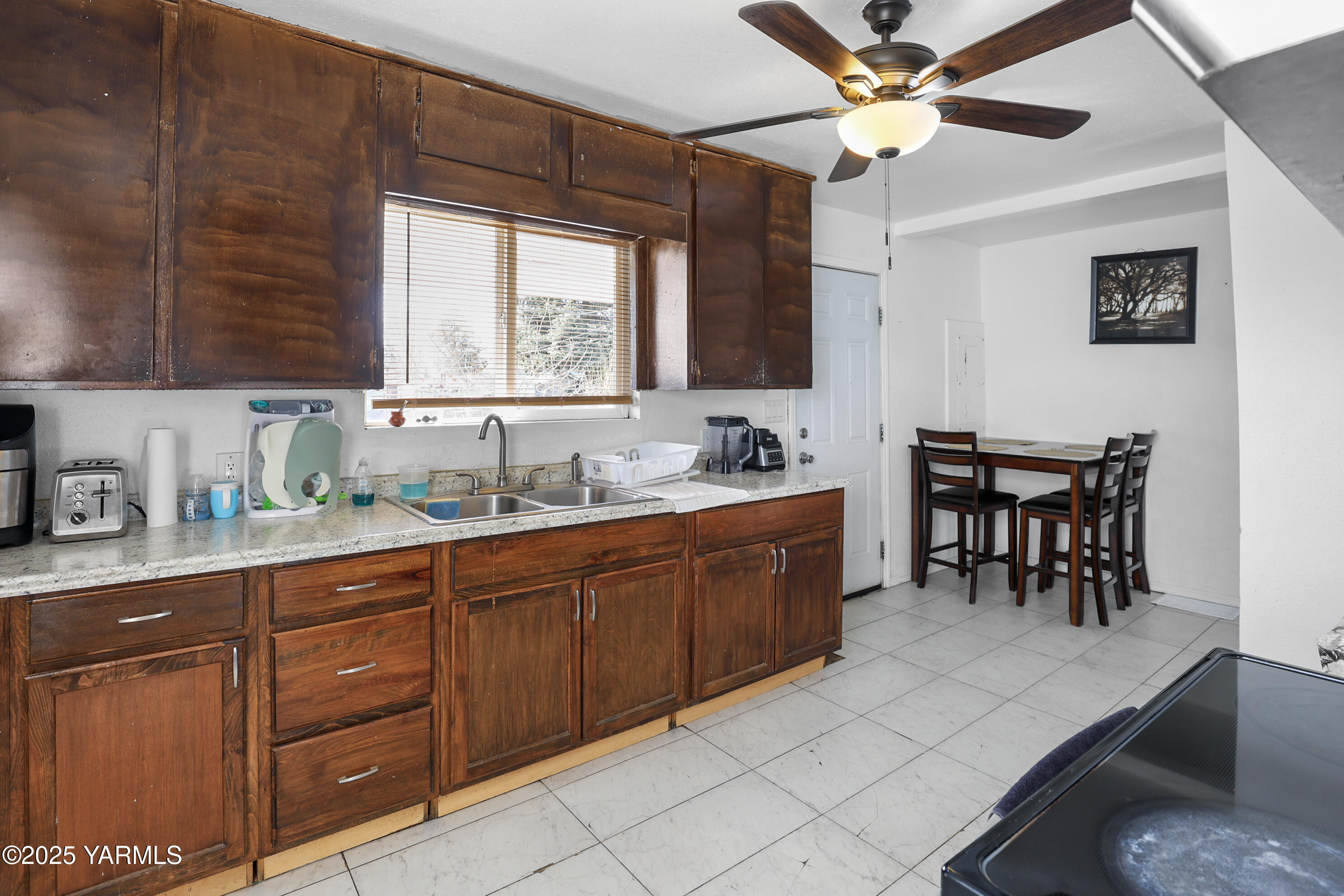 1124 S 8th Ave
